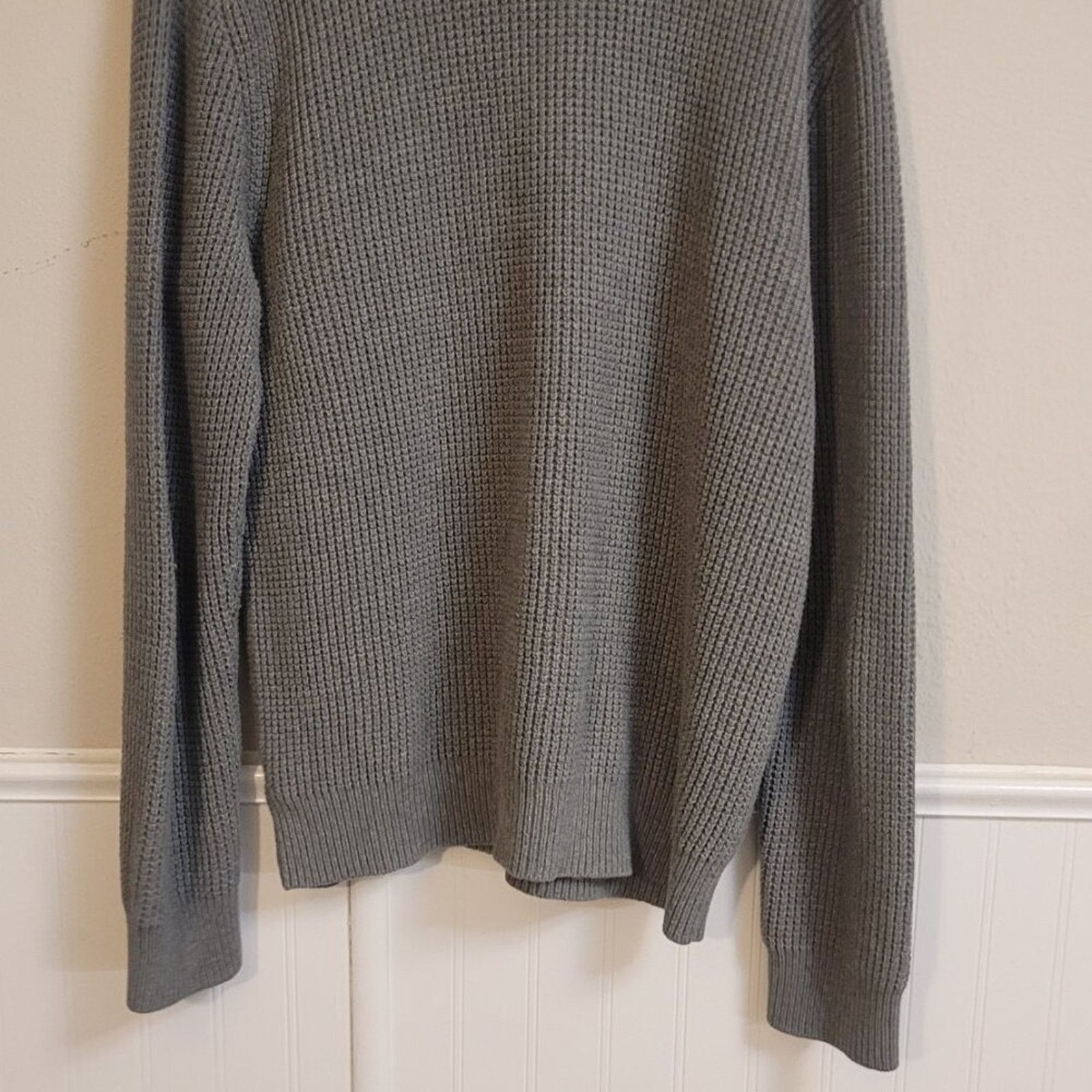Express Express Men's Grey Waffle Knit Crewneck Sweater - Size Large Size US L / EU 52-54 / 3 - 4 Thumbnail