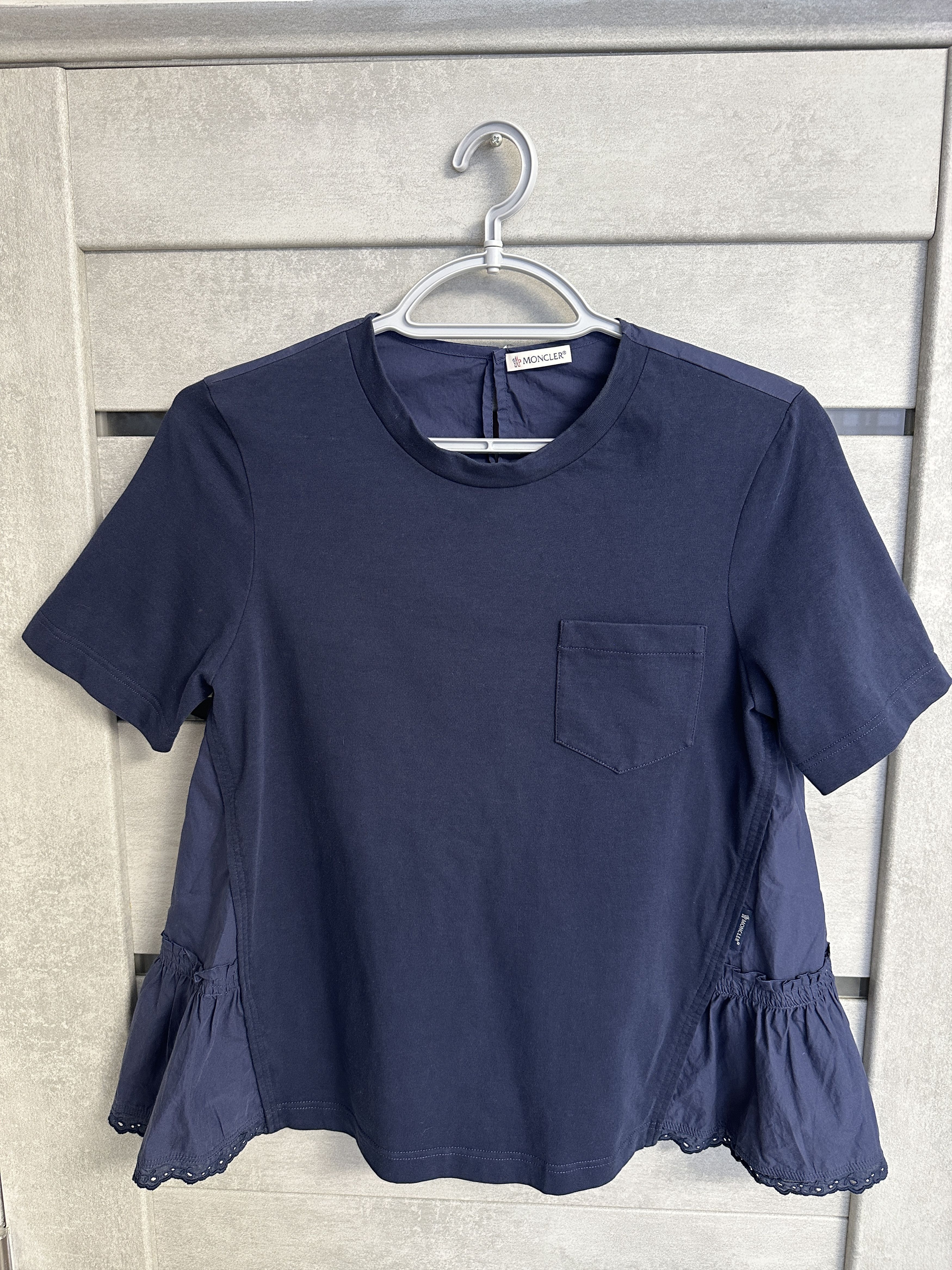 Moncler Moncler Shirt Blouses Maglia Girocollo Size S / US 4 / IT 40 - 1 Thumbnail