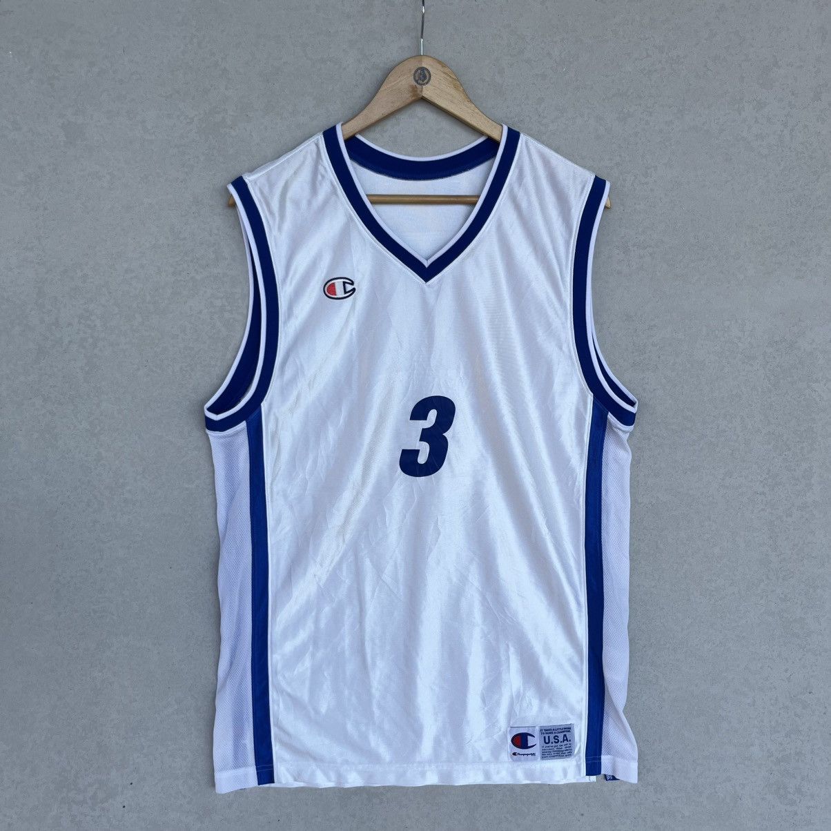 Other Vintage Champion White Basketball Jersey Size L Size US L / EU 52-54 / 3 - 1 Thumbnail