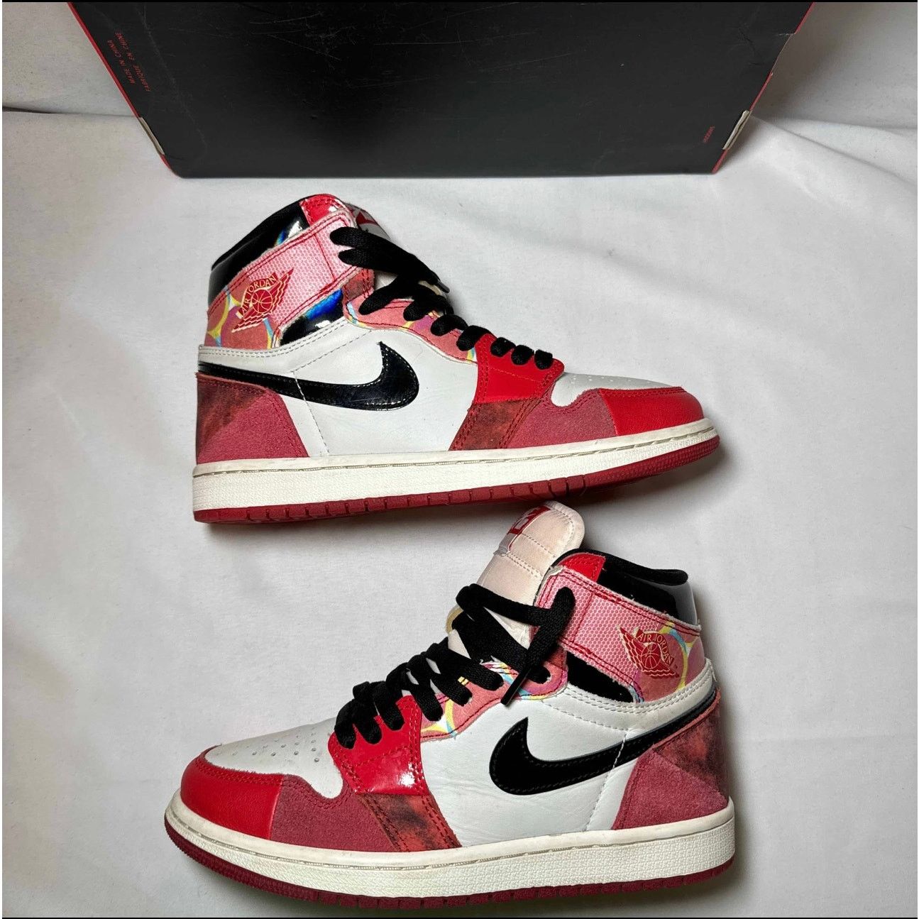 Jordan Brand × Nike Size 6 - Marvel x Air Jordan 1 Retro High OG Next Chapter Size US 6 / EU 39 - 2 Thumbnail