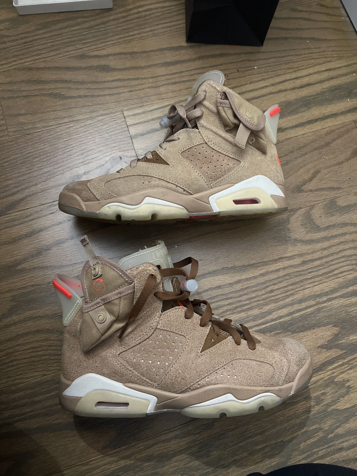 Travis Scott Travis Scott British khaki 6’s Size US 6.5 / EU 39-40 - 3 Thumbnail