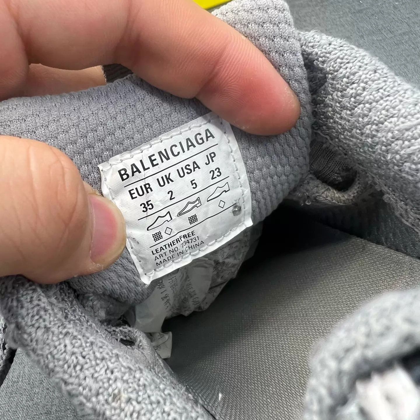 Balenciaga Balenciaga 3xl Silver Gray 35 Worn 2x Like New Size US 4.5 / IT 34.5 - 5 Thumbnail