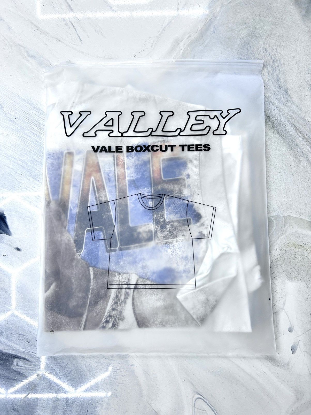 Vale Vale Tupac Makavale Tee White Red Blue Size S Size US S / EU 44-46 / 1 - 13 Thumbnail