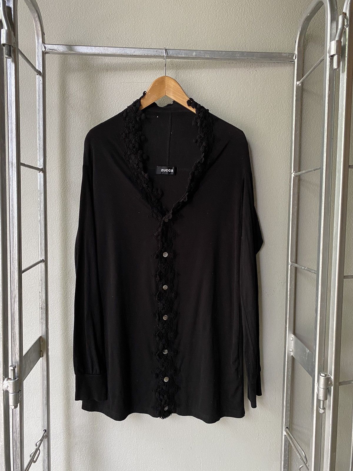 Zucca ZUCCA Black Long Sleeve Ruffle Cardigan Size ONE SIZE - 1 Thumbnail