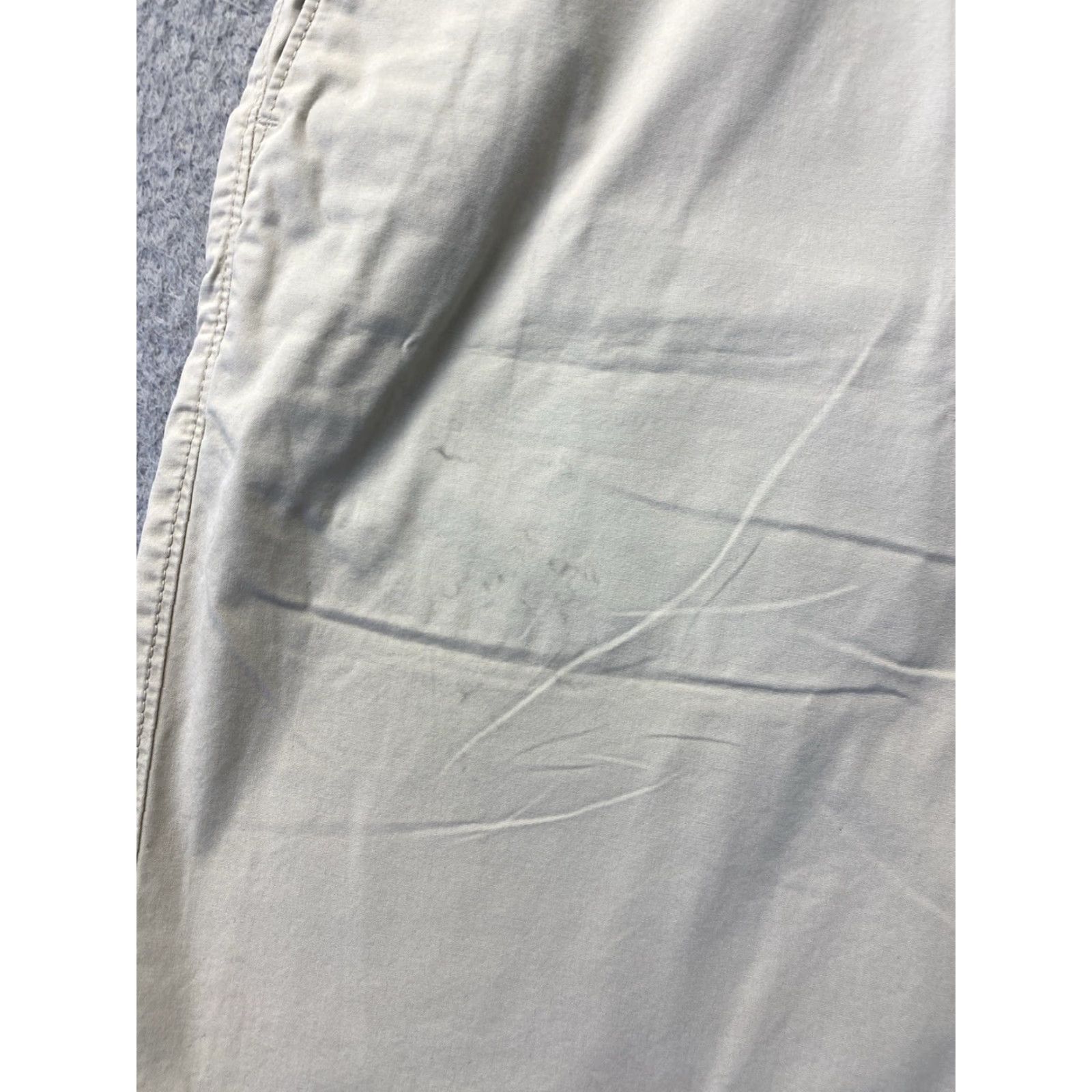 Banana Republic BANANA REPUBLIC Men’s Chino Shorts 36 Beige Solid Bermuda Size US 36 / EU 52 - 4 Thumbnail