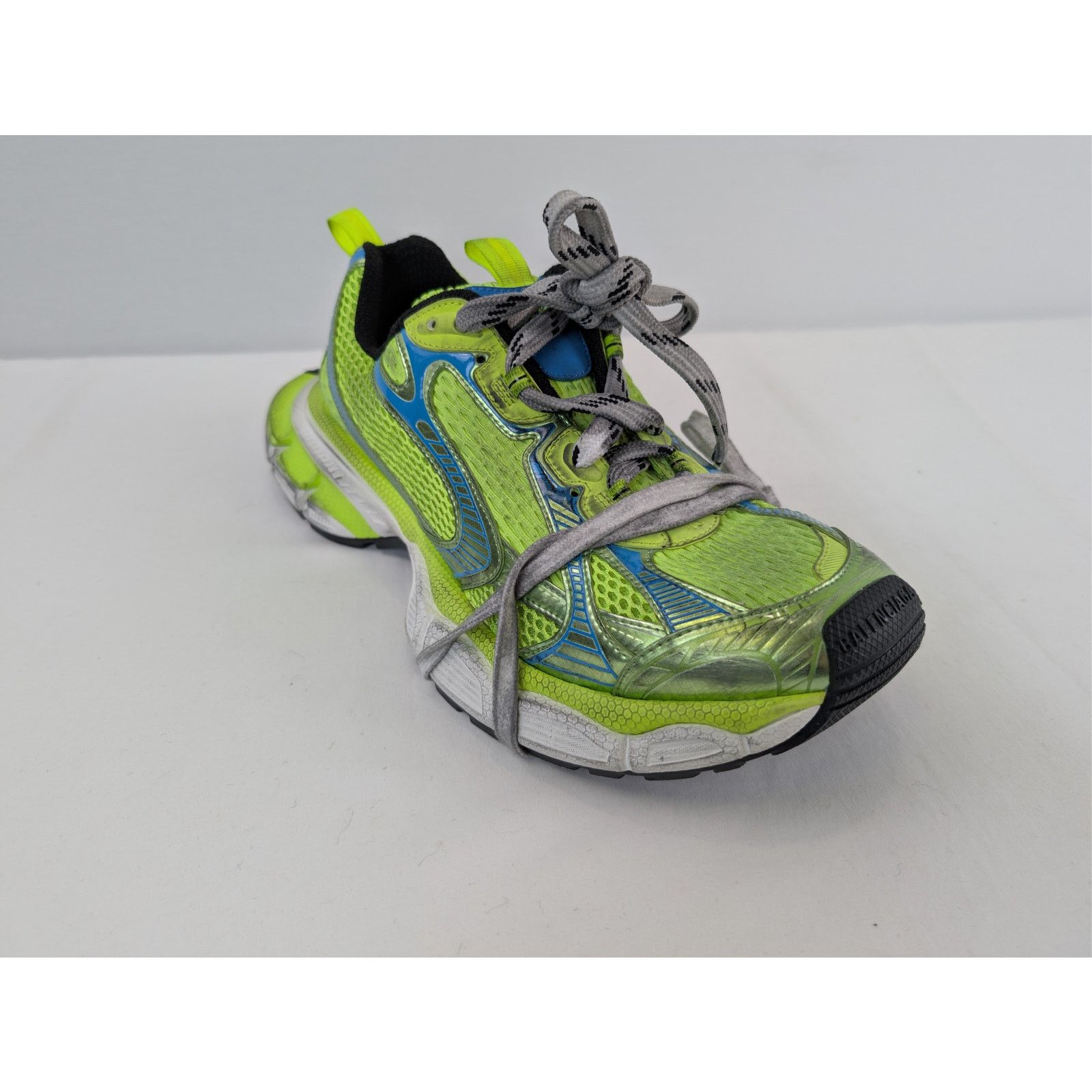 Balenciaga o1rshd1 3XL Low-Top Sneakers in Fluo Yellow / Blue 44 Size US 11 / EU 44 - 3 Thumbnail