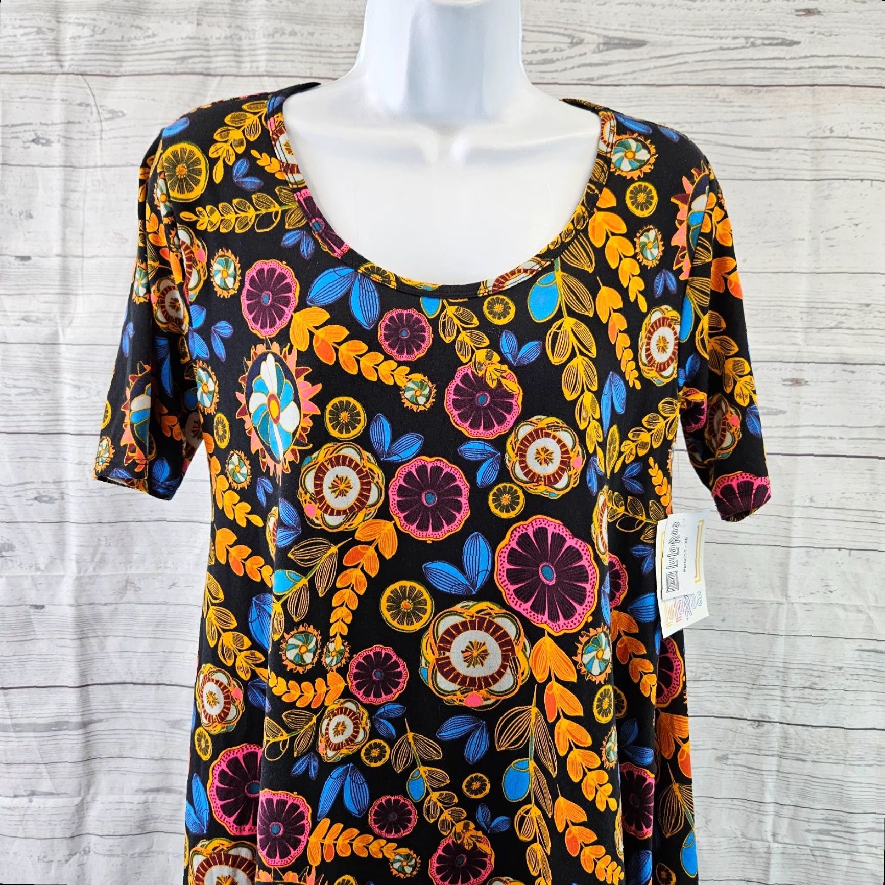 Vintage VINTAGE LuLaRoe Womens Perfect T XS Blue Orange Floral Short Sleeve Size 26" / US 2 / IT 38 - 2 Thumbnail