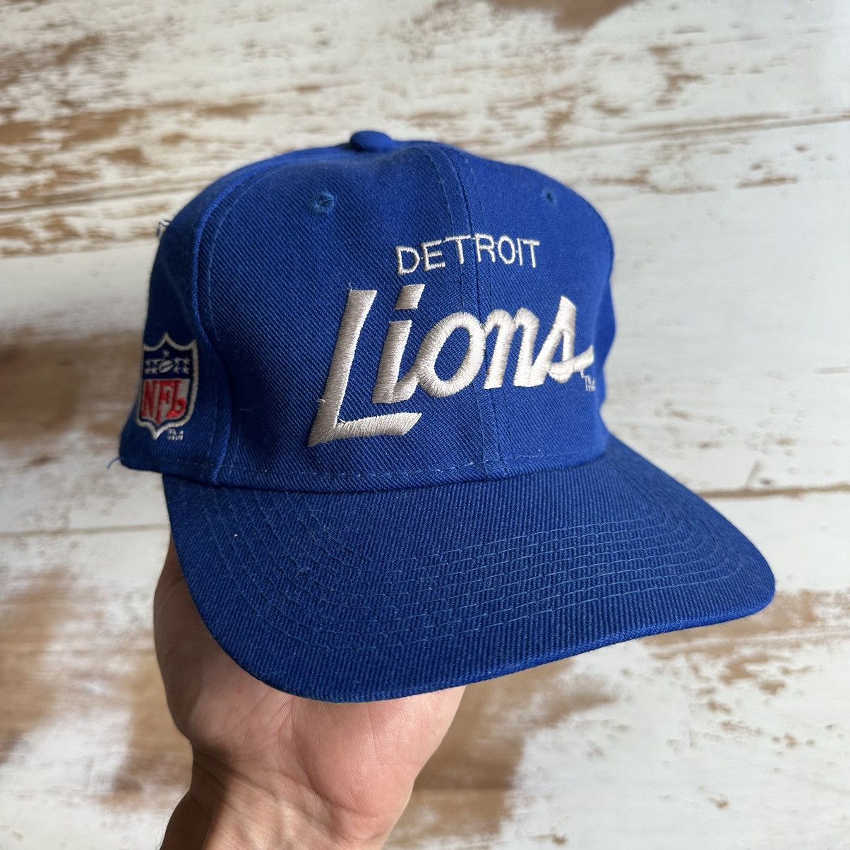 Vintage Sports Specialties NFL Detroit Lions Two Tone Script Snapback Hat