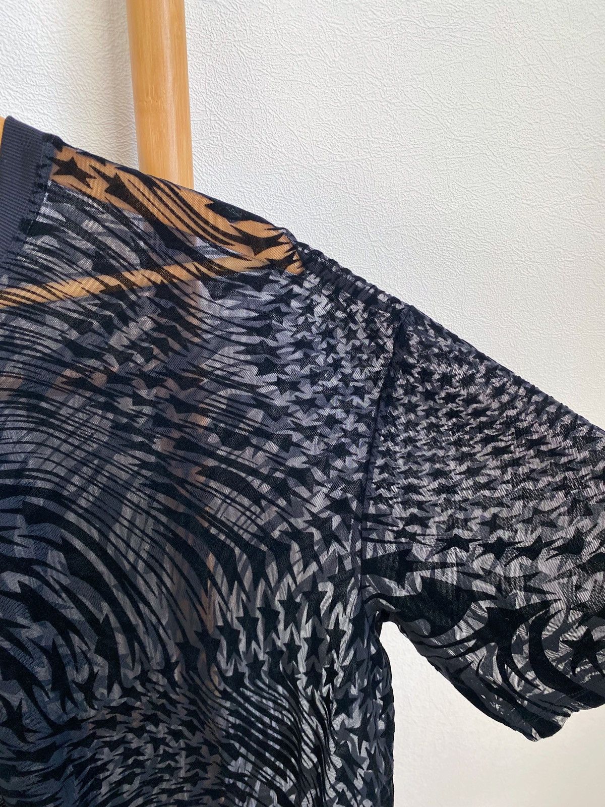 Mugler Mugler x H&M Swirling Star Mesh T-Shirt Size US XXL / EU 58 / 5 - 16 Thumbnail