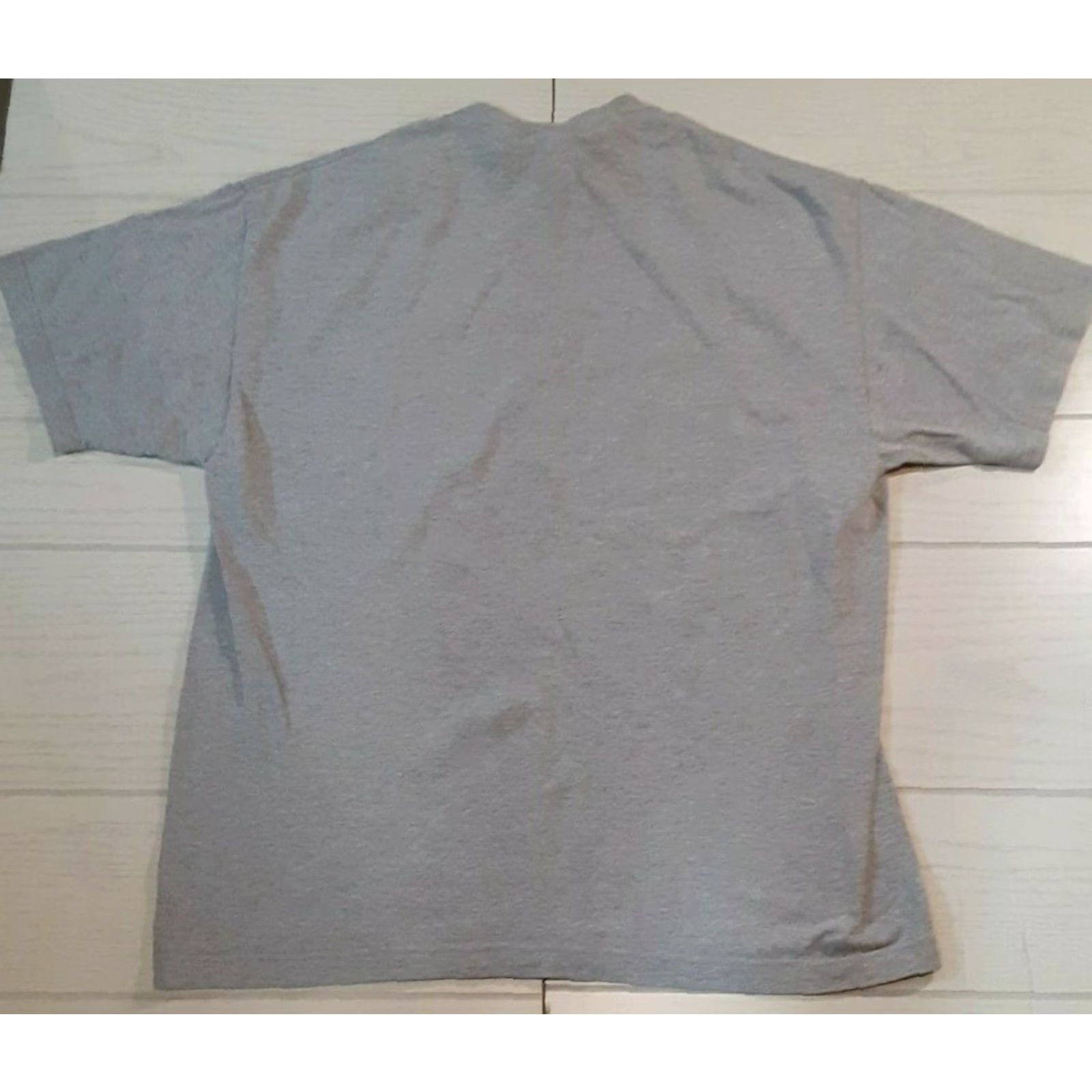 Vintage VINTAGE Peace on Earth T-Shirt 2XL Mens Grey 30in long 23in pit to pit Regular size Delta Pro Weight Pre-owned Size US XXL / EU 58 / 5 - 2 Thumbnail