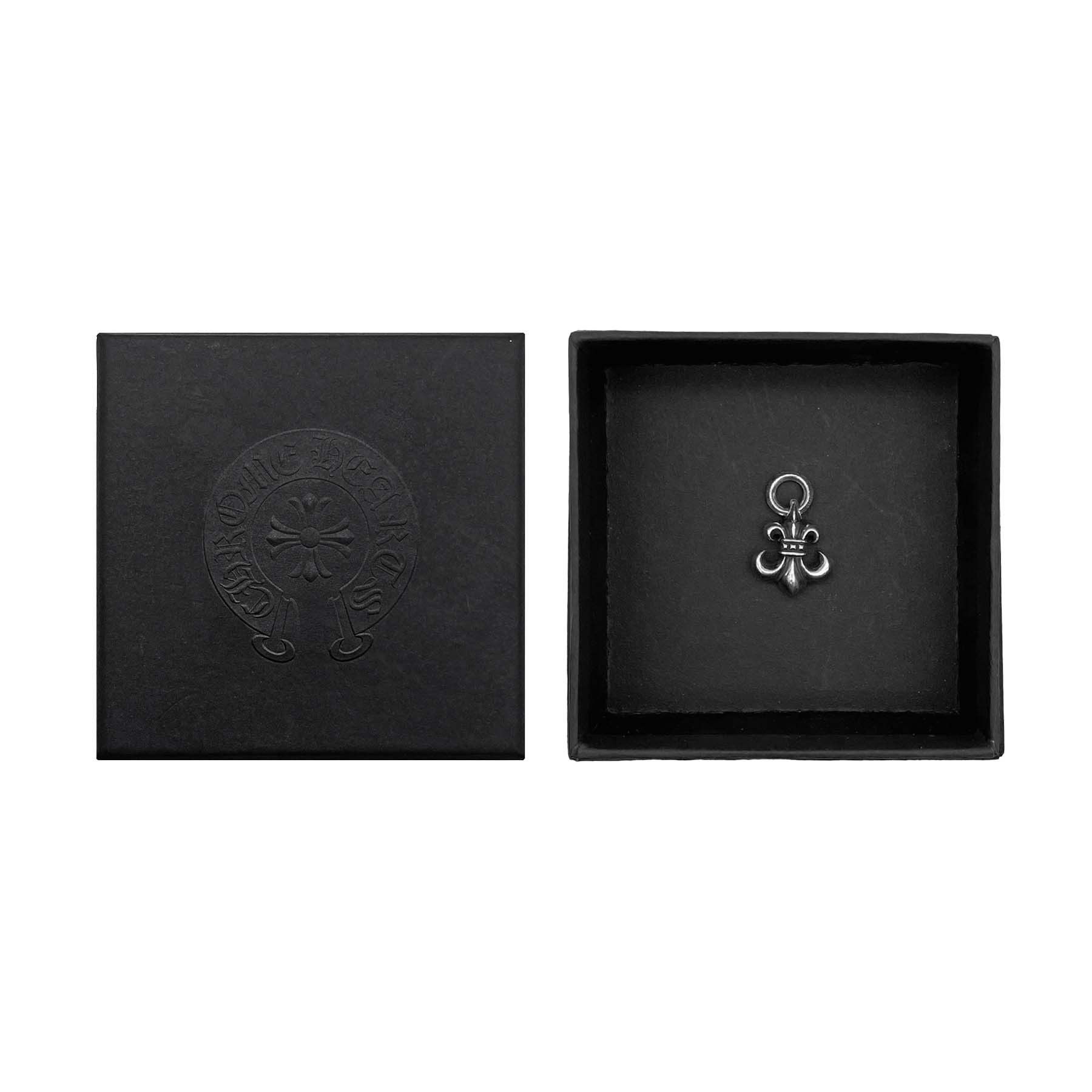 Chrome Hearts Chrome Hearts Sliver Fleur Charm Pendant Size ONE SIZE - 3 Thumbnail