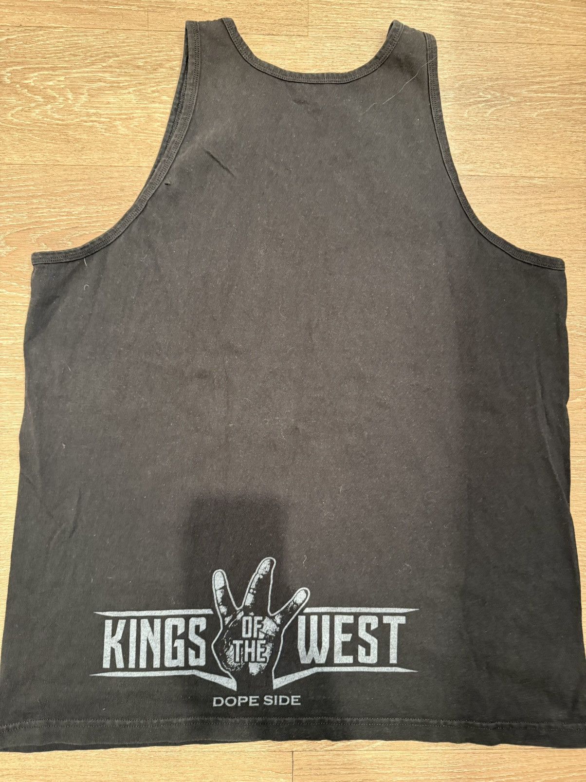 Vintage ***FINAL DROP***RARE KINGS OF THE WEST COAST CONCERT TANK XL Size US XL / EU 56 / 4 - 7 Thumbnail