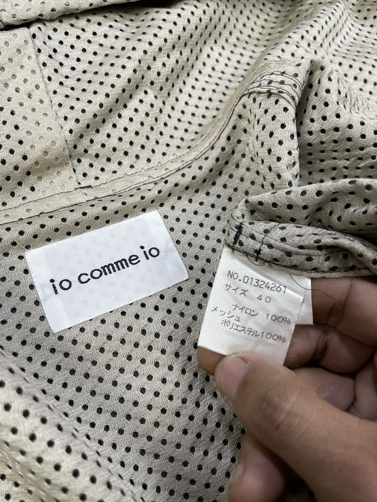 Japanese Brand io Comme io All Over Multi Pocket Zipper Hooded Nylon Jacket Size S / US 4 / IT 40 - 11 Thumbnail