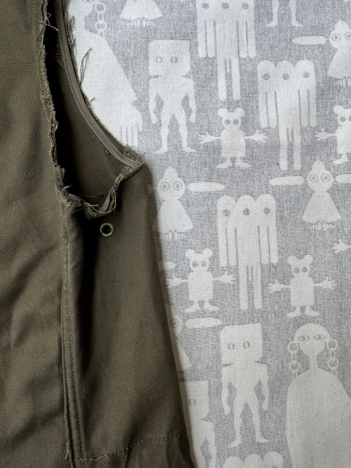 Maison Margiela Maison Martin Margiela SS00 Artisanal Reworked Army Vest Size US S / EU 44-46 / 1 - 11 Thumbnail
