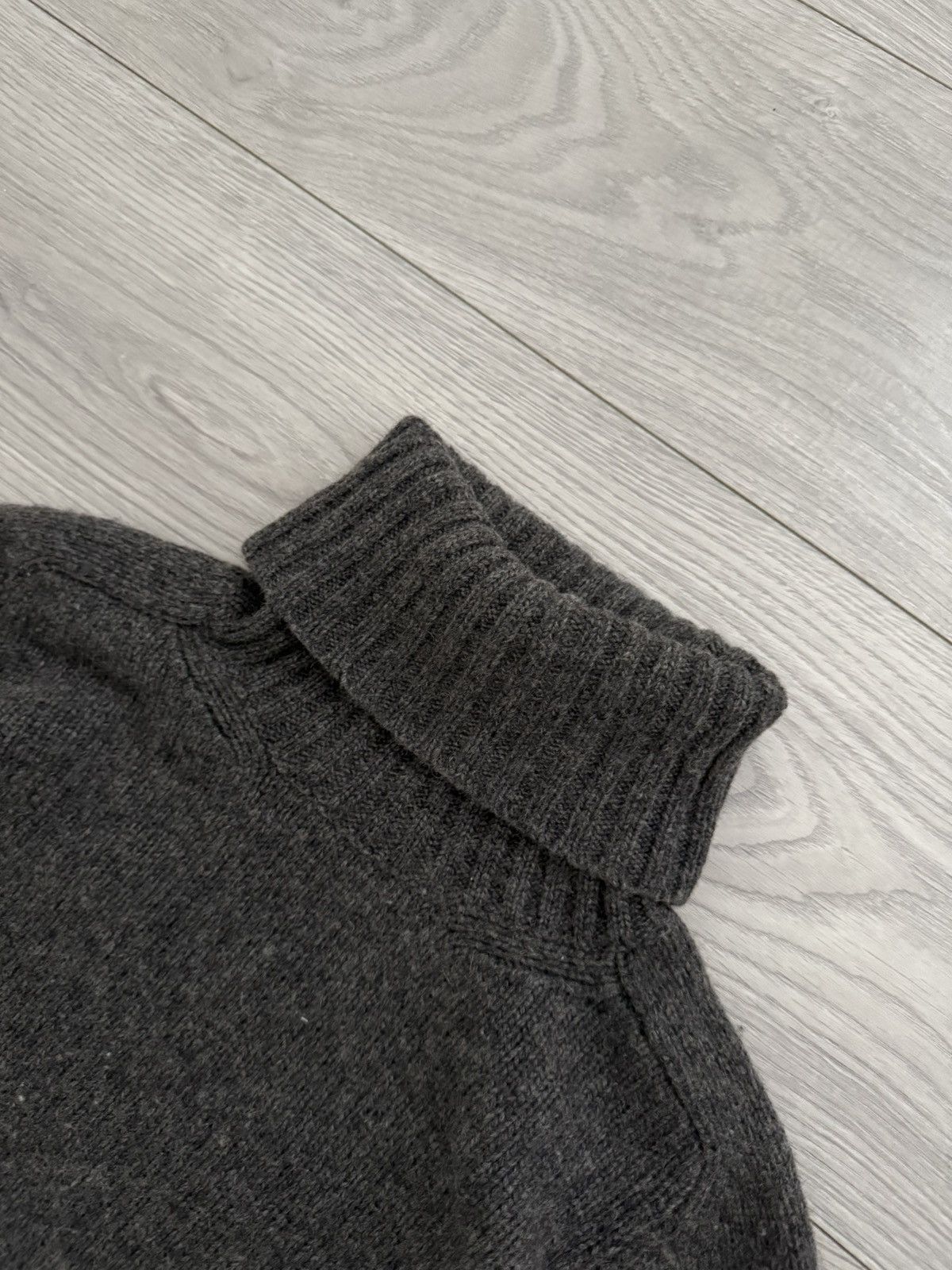 Maison Margiela FW2004 Wool Camel Ribbed Turtleneck Knit Sweater Size US M / EU 48-50 / 2 - 4 Thumbnail