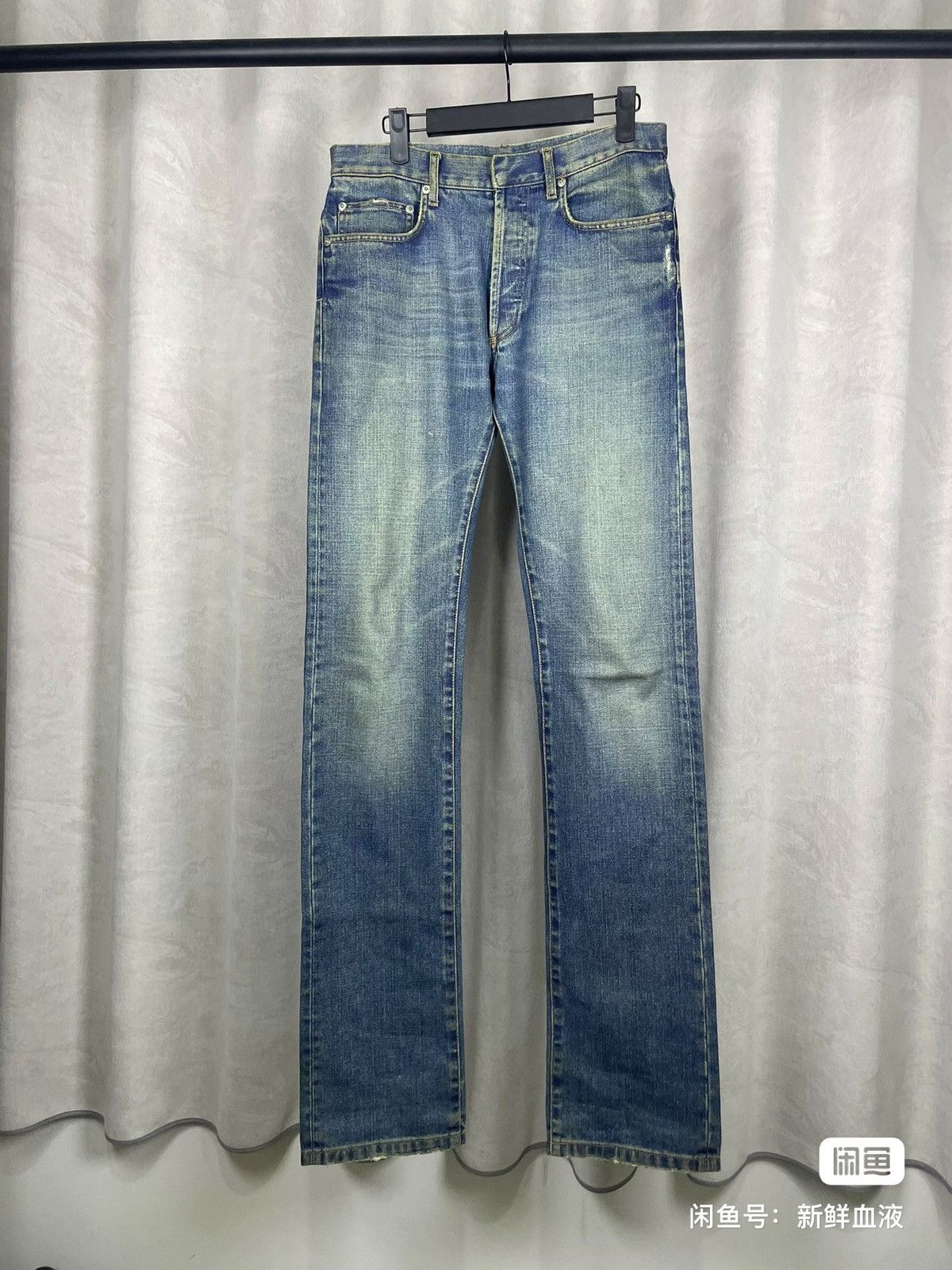 Dior Dior homme aw2004 distressed denim jeans Size US 28 / EU 44 - 1 Thumbnail