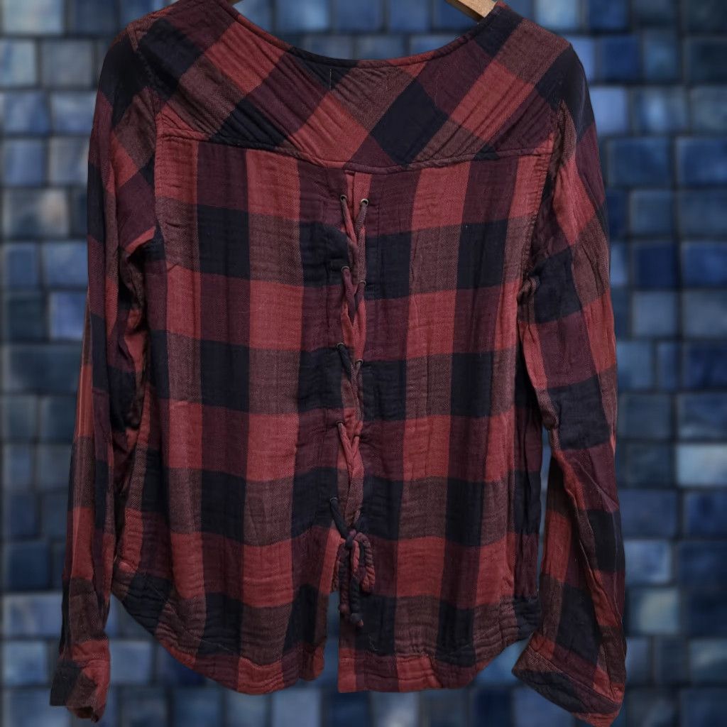 CLOT Cloth & Stone Blouse Shirt Plaid Lace Back Front Pocket Maroon Black Size Small Cotton Blend Lace-Up Round Neck Long Sleeve Regular Fit Womens Size S / US 4 / IT 40 - 1 Thumbnail