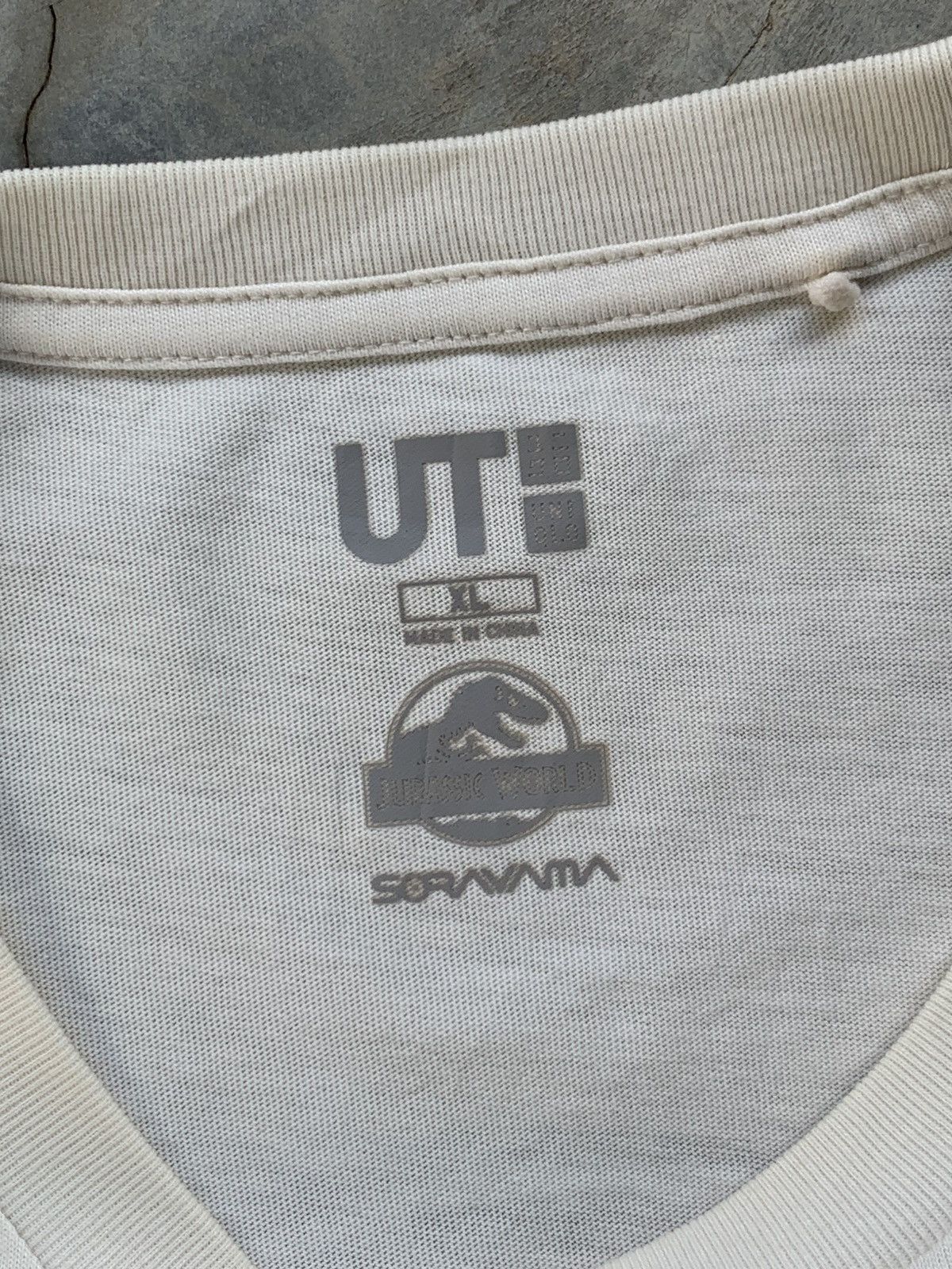 Club Sorayama × Uniqlo Uniqlo x Hajime Sorayama T-Rex Jurassic World Rare Tshirt Size US XL / EU 56 / 4 - 3 Thumbnail