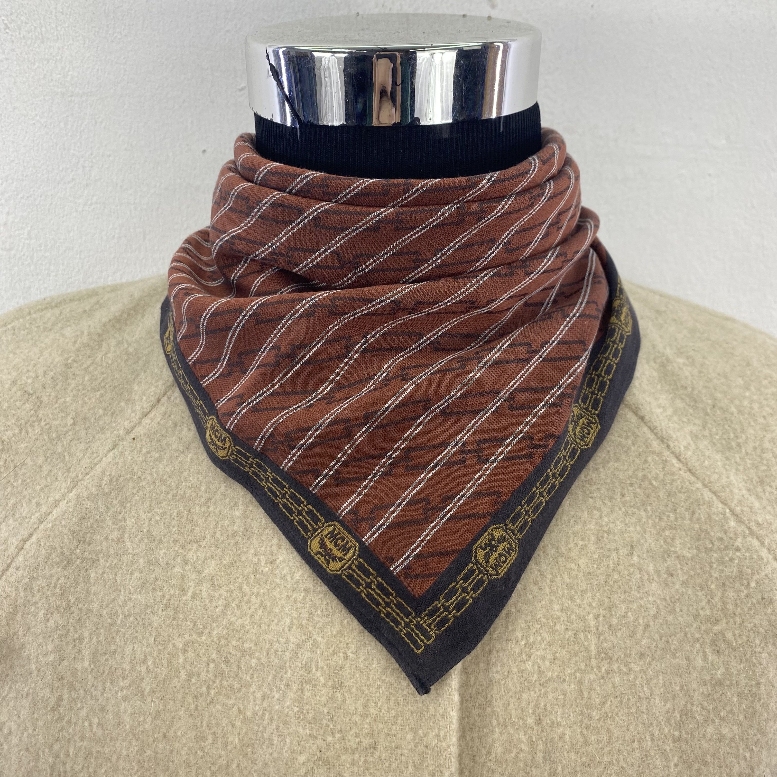 MCM × Vintage Vintage MCM Handkerchief Neckerchief Bandana H003P Size ONE SIZE - 1 Thumbnail