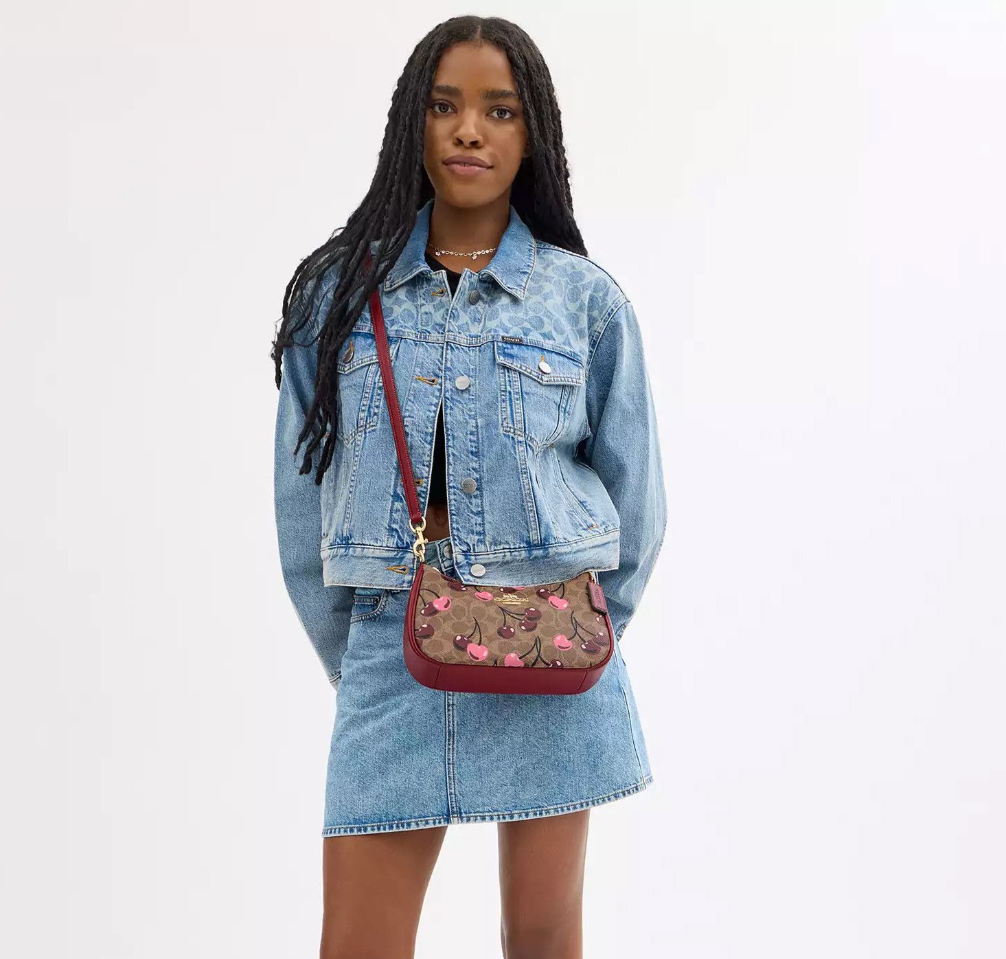 Coach Teri Shoulder Bag In Signature Canvas With Cherry CY694 Size ONE SIZE - 10 Thumbnail