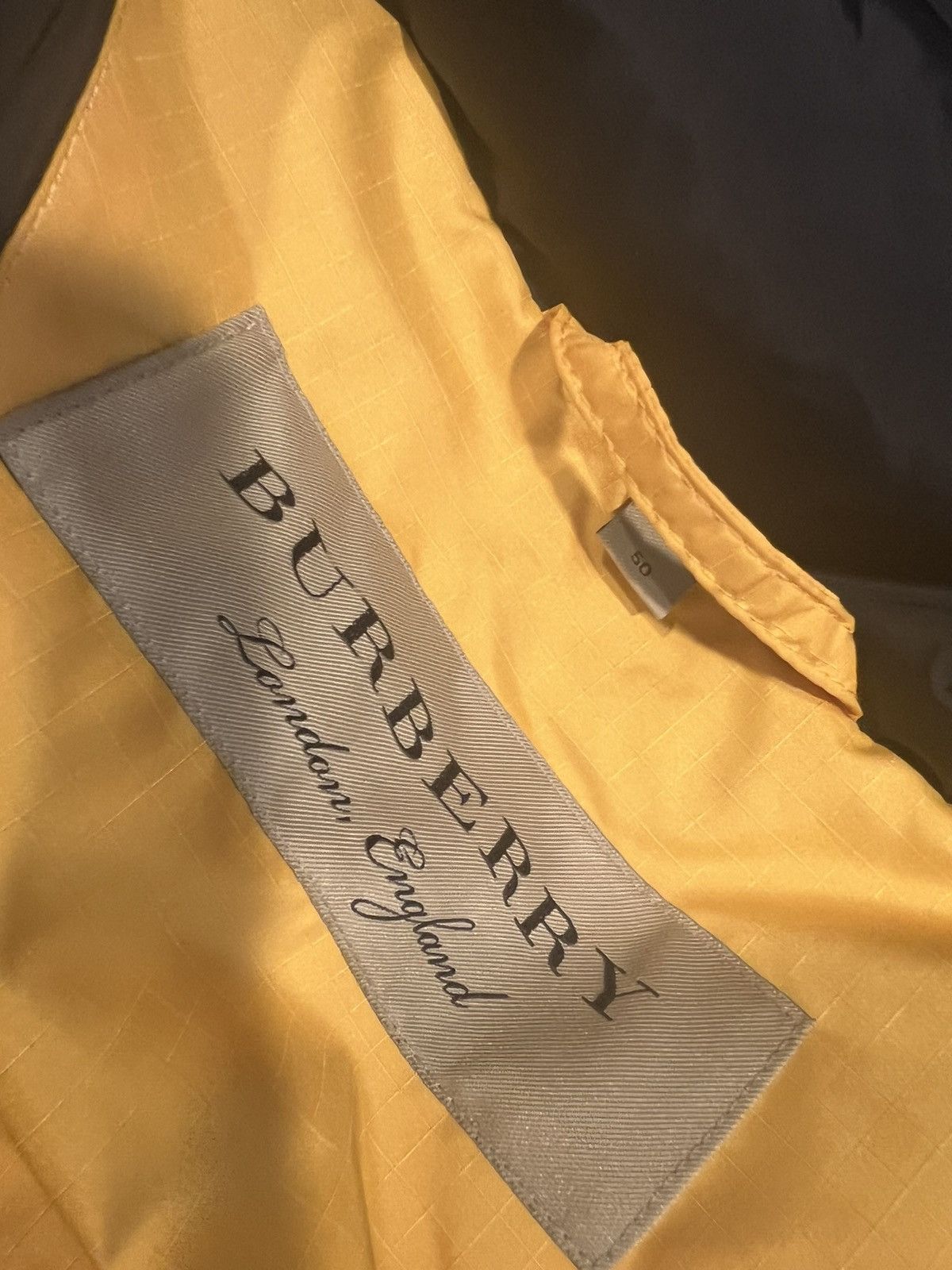 Burberry Burberry men’s detachable gloves ski jacket. 50/M. $1890 Size US M / EU 48-50 / 2 - 5 Thumbnail