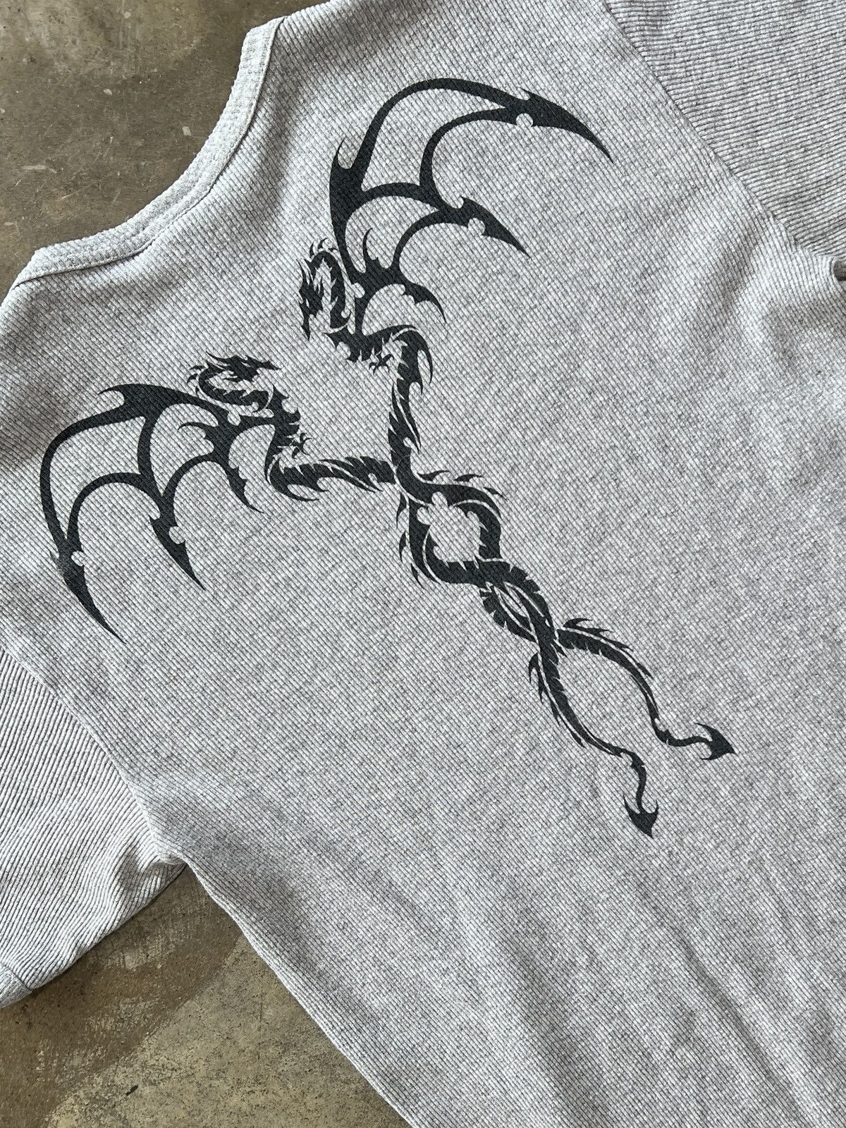 Vintage Vintage Y2K Street Savvy Double Dragon Ribbed Tee Large Size US L / EU 52-54 / 3 - 1 Thumbnail
