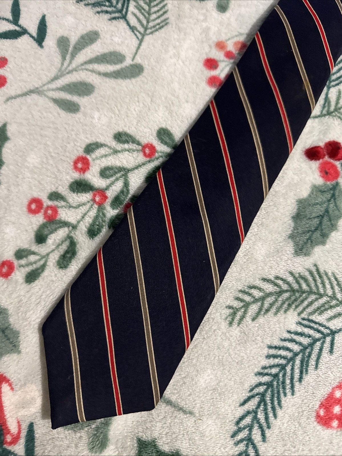 Lilly Dache Classic Repp Stripe Tie Lilly Dache Diagonal Striped Men’s Size ONE SIZE - 1 Thumbnail