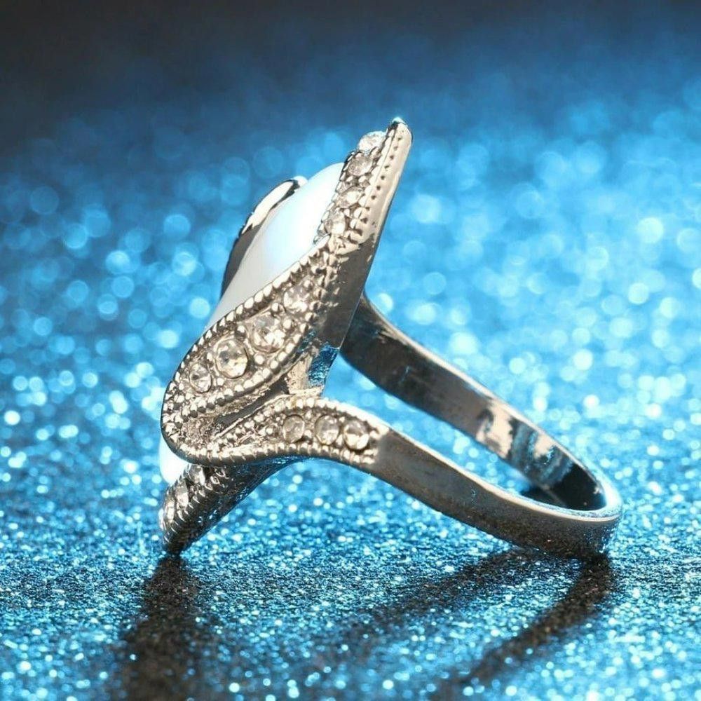 Designer Vintage Moonstone White Marquise Silver Ring - Size 6 Size ONE SIZE - 2 Thumbnail