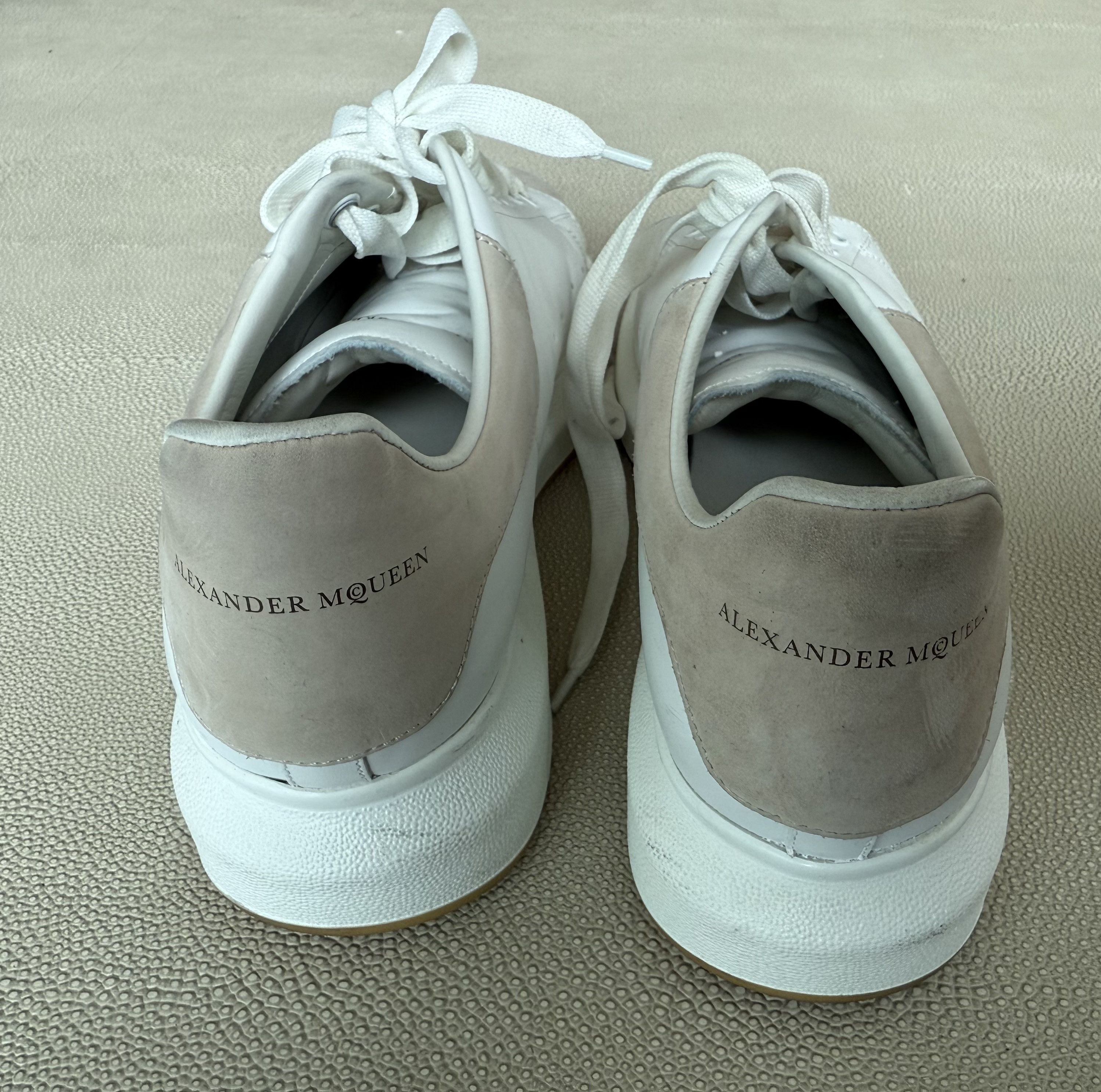 Alexander McQueen Alexander McQueen Oversized Sneakers Size US 9.5 / EU 42-43 - 3 Thumbnail