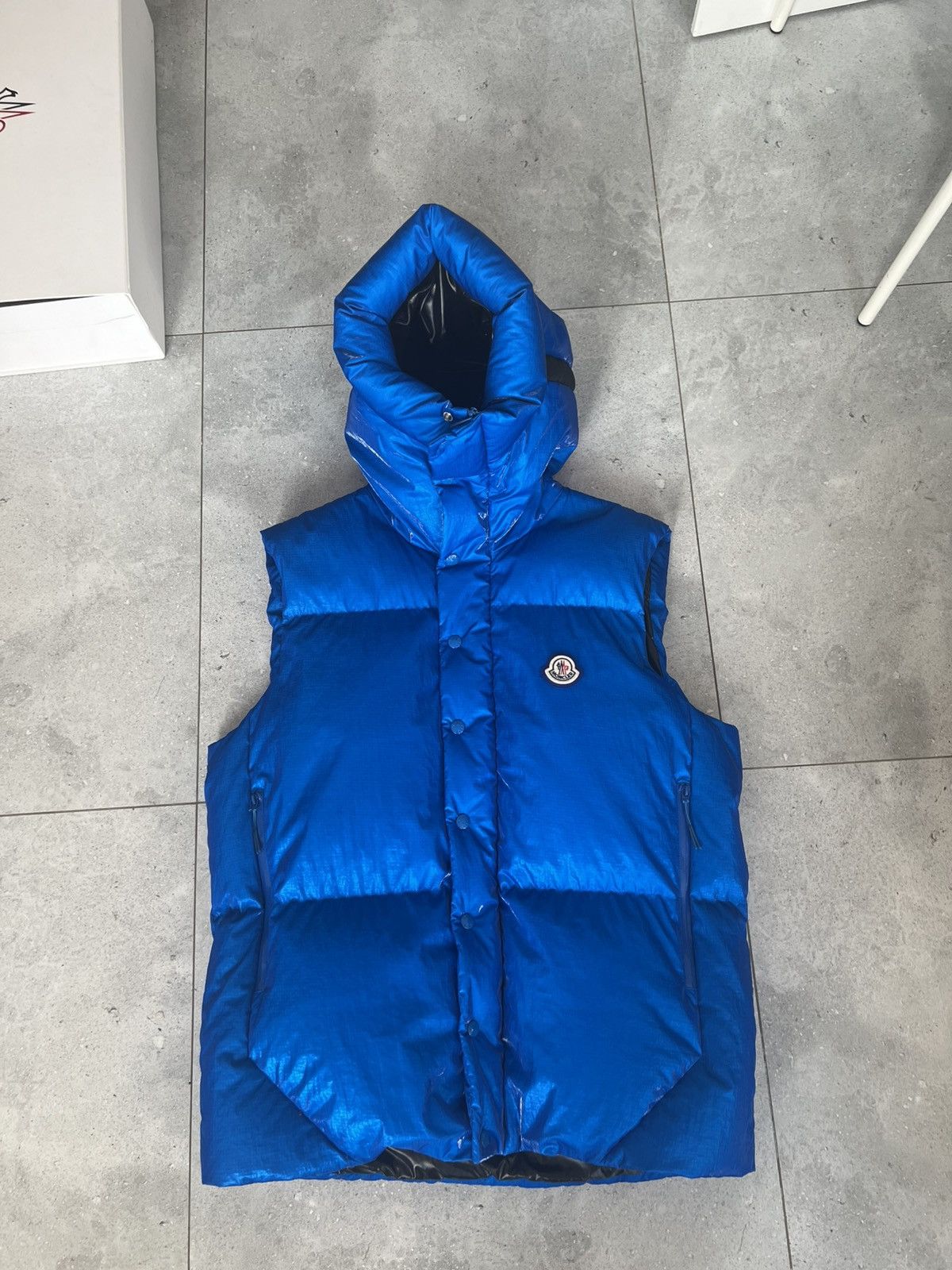 Moncler Moncler lawu gilet Size US L / EU 52-54 / 3 - 1 Thumbnail