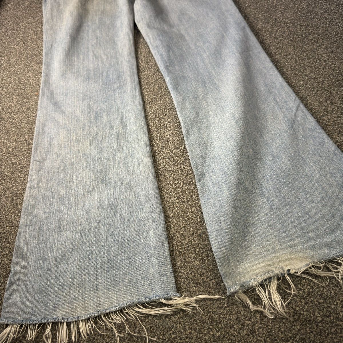 Beauty Beast 🔥🇯🇵 Flared Sick Vintage Y2K Levis 553 Ripped Jeans W31 Size US 31 - 11 Thumbnail