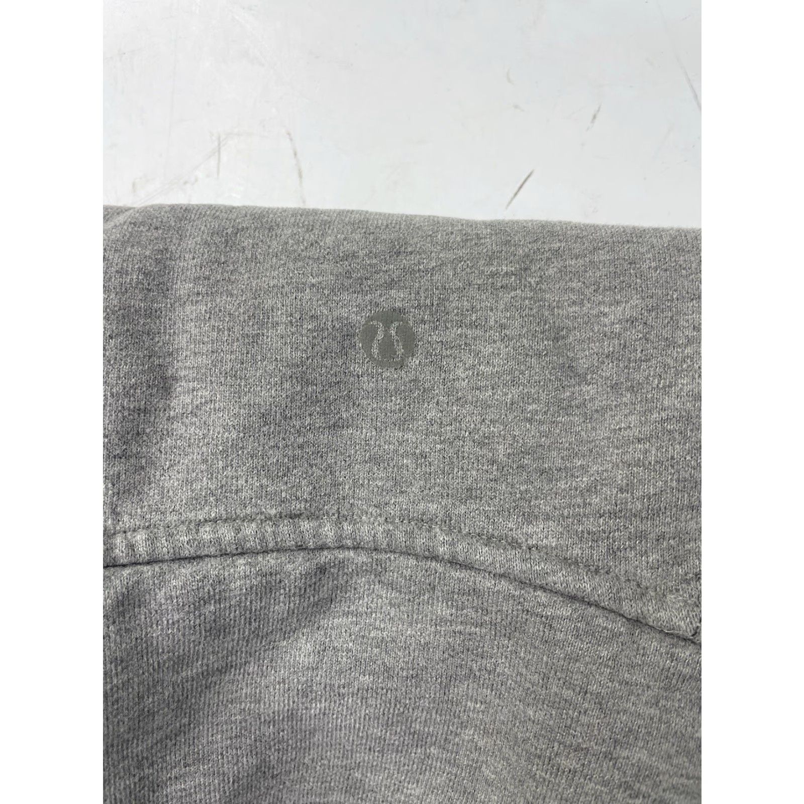 Lululemon Lululemon Scuba Full Zip Jacket Gray Size 8 Womens Athletic Sweatshirt Calm Cozy Folded Neck Collared Power Activewear Size M / US 6-8 / IT 42-44 - 3 Thumbnail