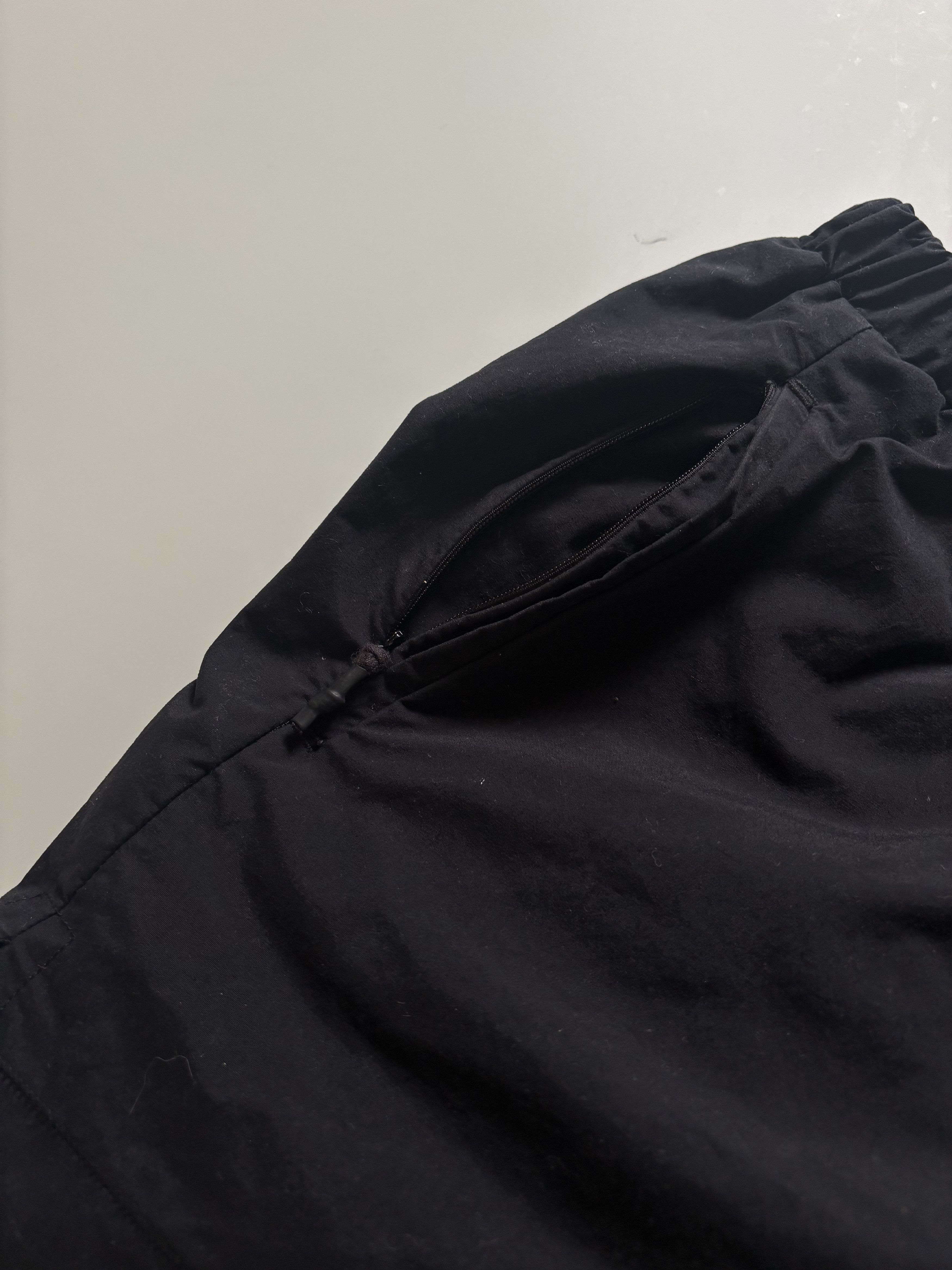 11 By Boris Bidjan Saberi 11 By Boris Bidjan Saberi SW1 Shorts Size US 28 / EU 44 - 4 Thumbnail
