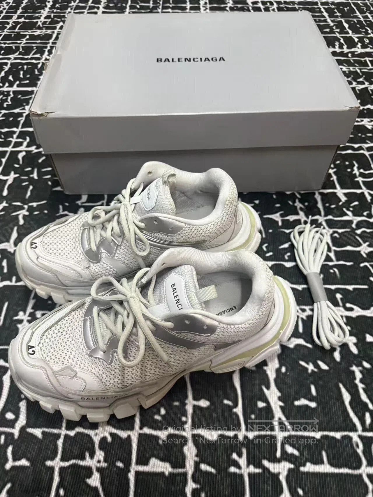 Balenciaga Balenciaga Track 3.0 Sneakers White. Size US 9 / EU 42 - 2 Thumbnail