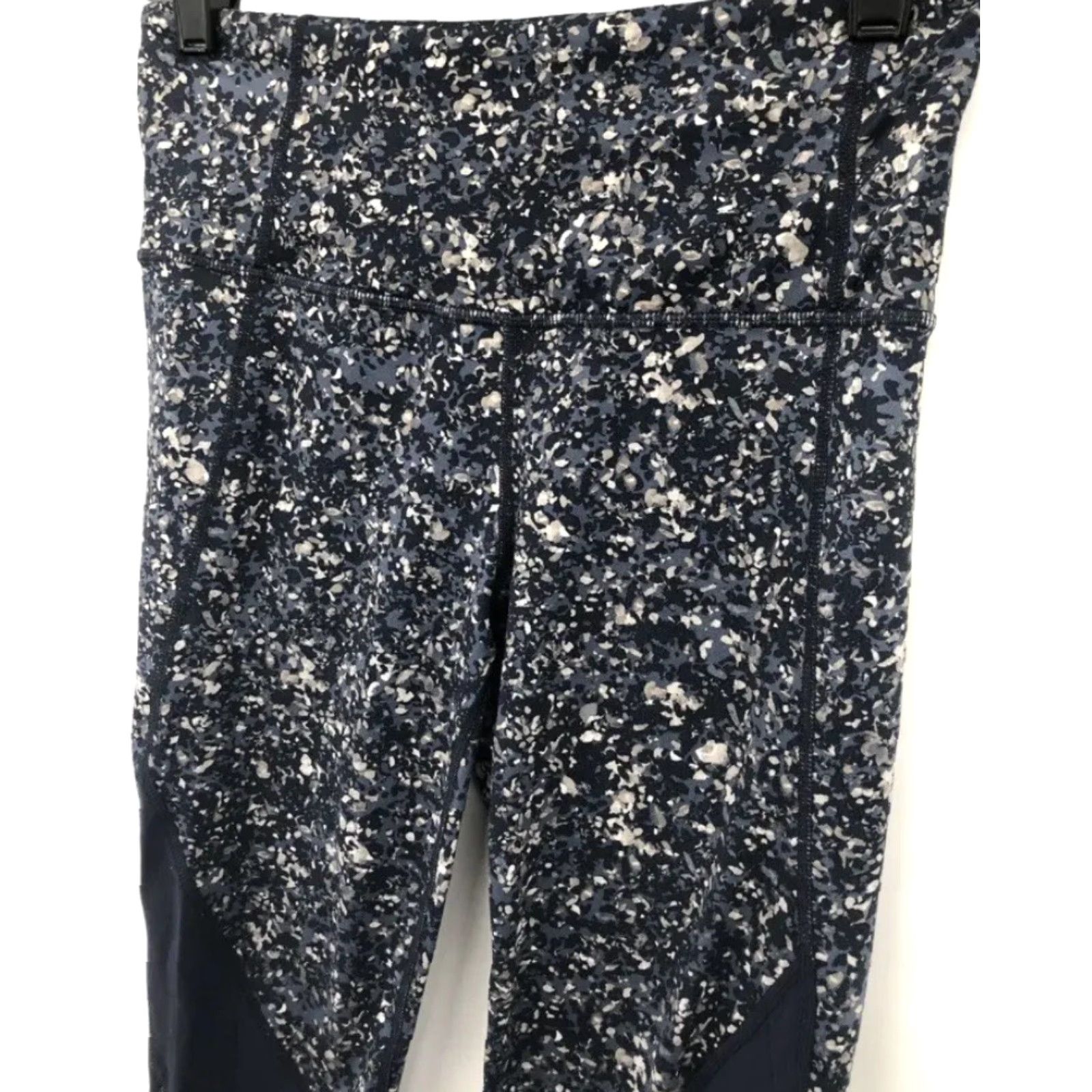 Athleta Women's Athleta San Fransisco Freckled Multicolor Leggings Size Small User: Women's Athleta San Francisco Freckled Multicolor Leggings Size Small Size 28" / US 6 / IT 42 - 3 Thumbnail