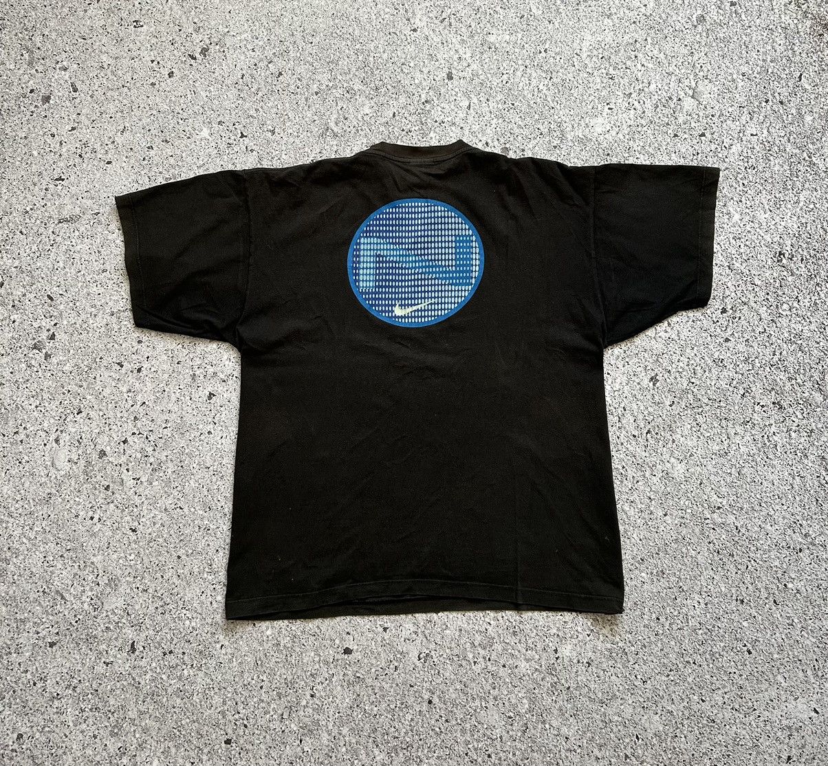 Nike × Vintage Vintage 80s/90s Nike Center Big Logo Swoosh Design T-Shirt Size US XXL / EU 58 / 5 - 1 Thumbnail