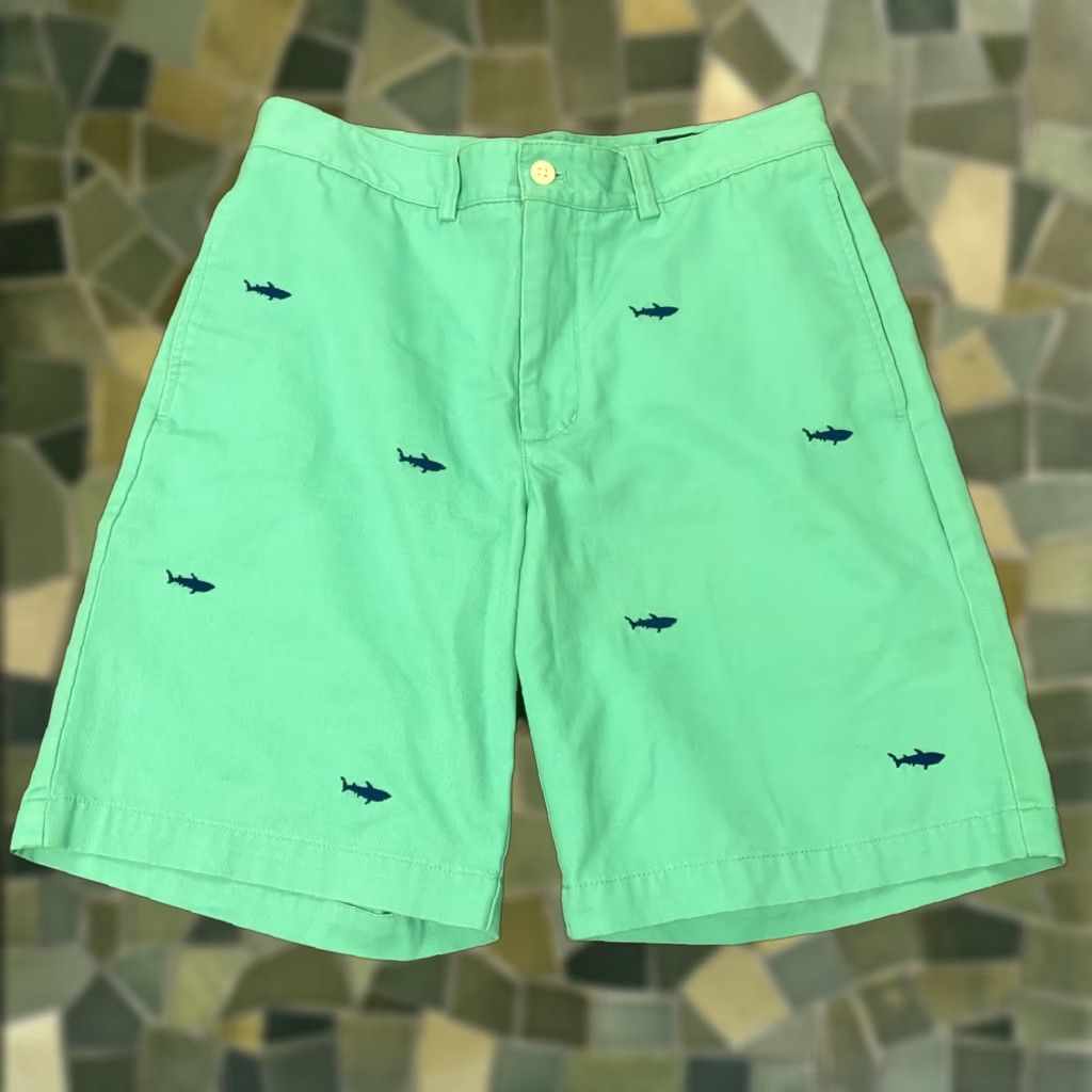 Vineyard Vines VINEYARD VINES Mens Chino Shorts 30 Green Shark Embroidered Casual Animal Print Size US 30 / EU 46 - 1 Thumbnail