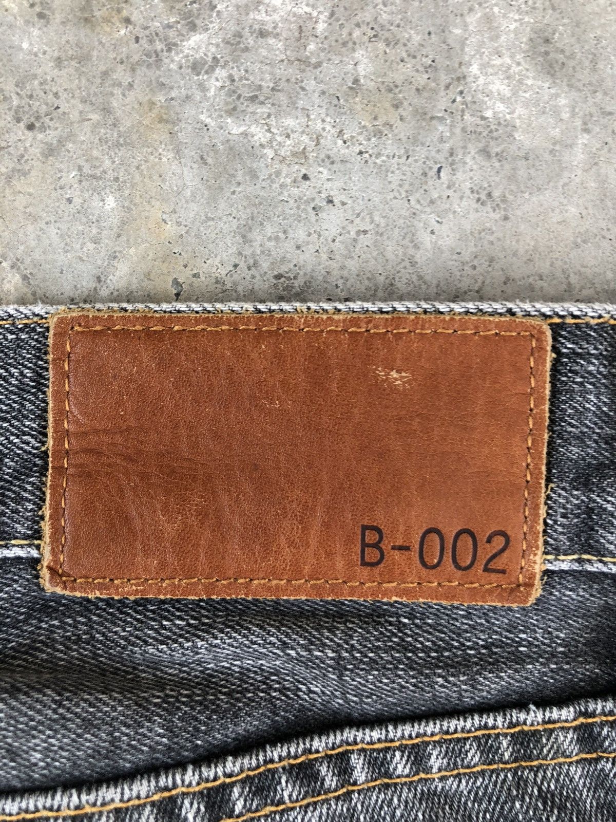 If Six Was Nine Japanese Uniqlo Flared Jeans Bootcut Distressed Jeans Size US 32 / EU 48 - 18 Thumbnail