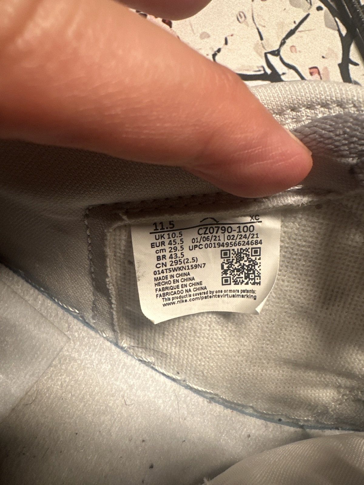 Jordan Brand × Nike Jordan 1 neutral grey 2021 Size US 11.5 / EU 44-45 - 12 Thumbnail