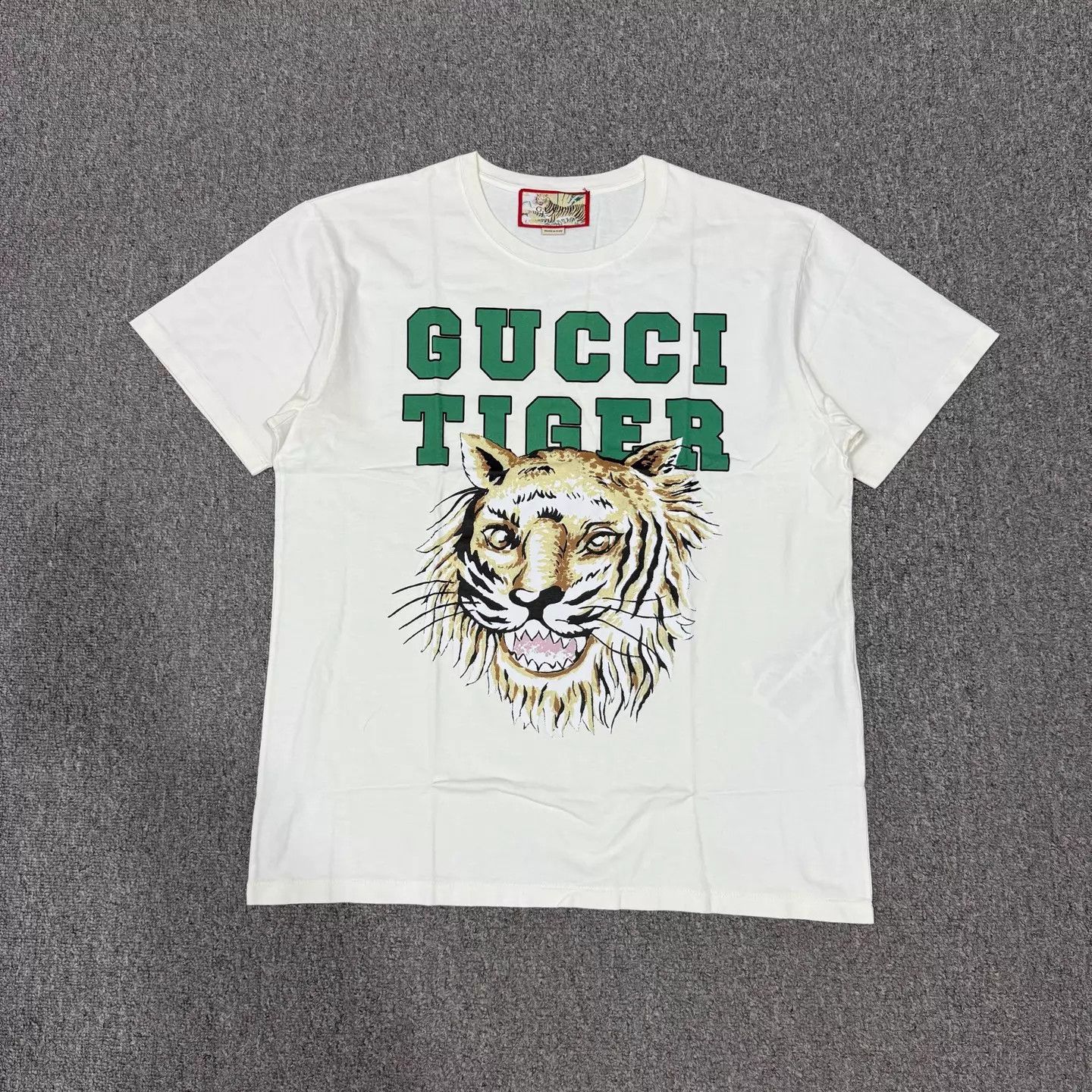 Gucci Gucci White Tiger Head T-shirt M 99 New Size US M / EU 48-50 / 2 - 1 Thumbnail