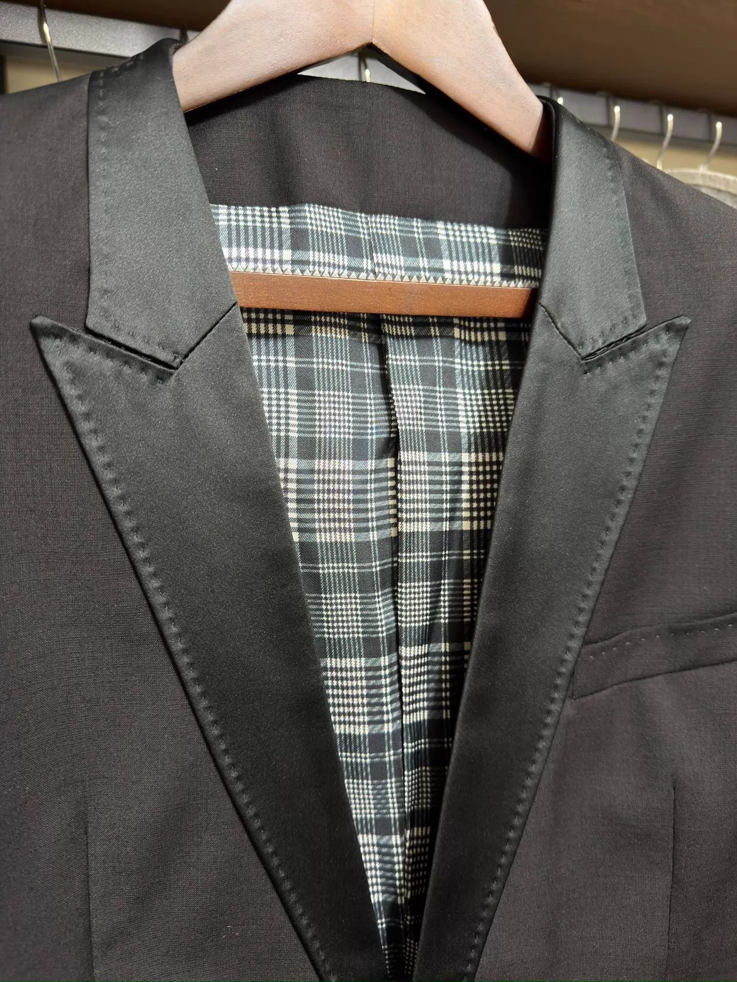 Dolce & Gabbana Black Formal Blazer with Satin Lapel Size L Size US XXS / EU 40 - 3 Thumbnail