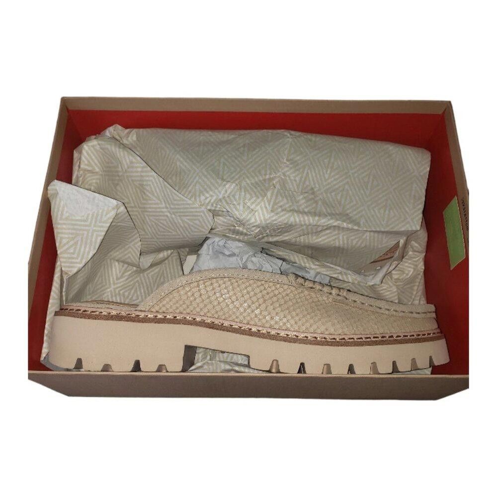 Donald Pliner SH130 Donald Pliner Hampton Sand Shoe NWT Size US 9.5 / IT 39.5 - 2 Thumbnail