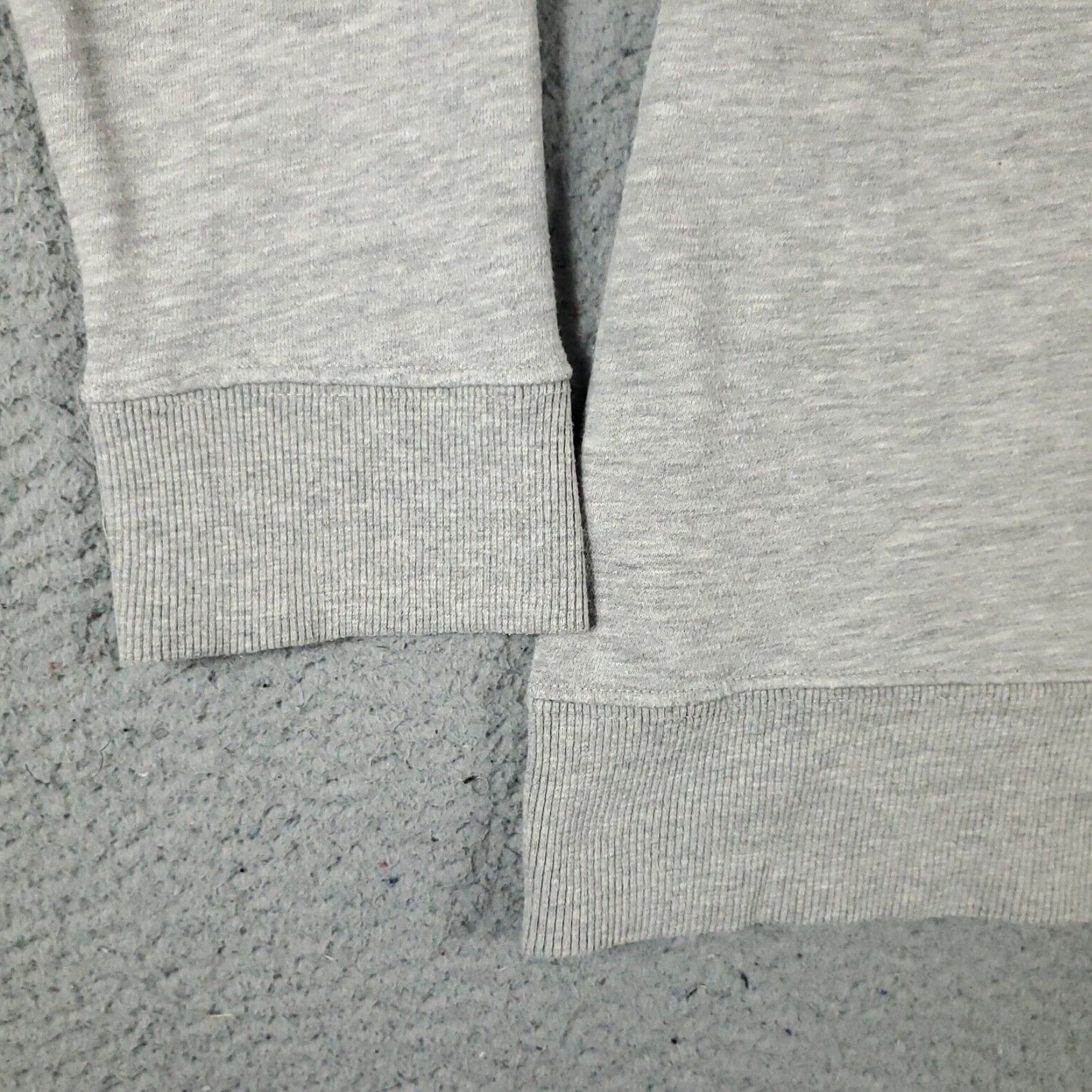 Champion Mens Champion Sweater Large Gray Casual Pullover Long Sleeve Sweatshirt Size US L / EU 52-54 / 3 - 4 Thumbnail