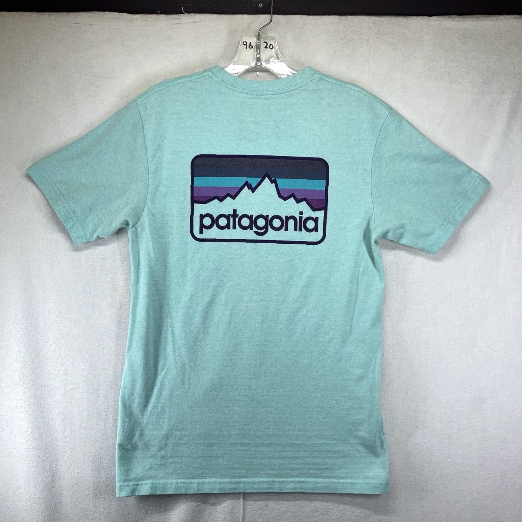 Patagonia Patagonia T-Shirt Shirt Men Small Short Sleeve Icy Blue Mountain Graphic Responsibili-Tee Crew Neck Size US S / EU 44-46 / 1 - 2 Thumbnail