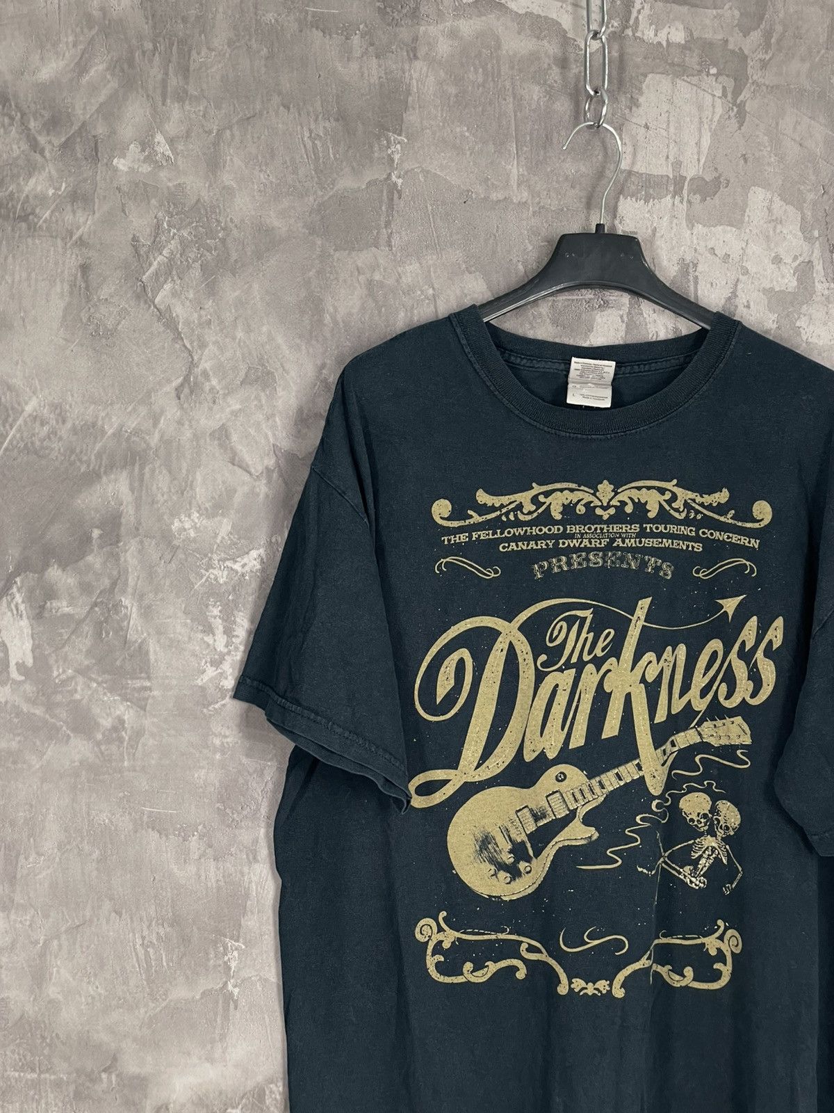 Band Tees Vintage The Darkness Band T-Shirts Size US L / EU 52-54 / 3 - 3 Thumbnail