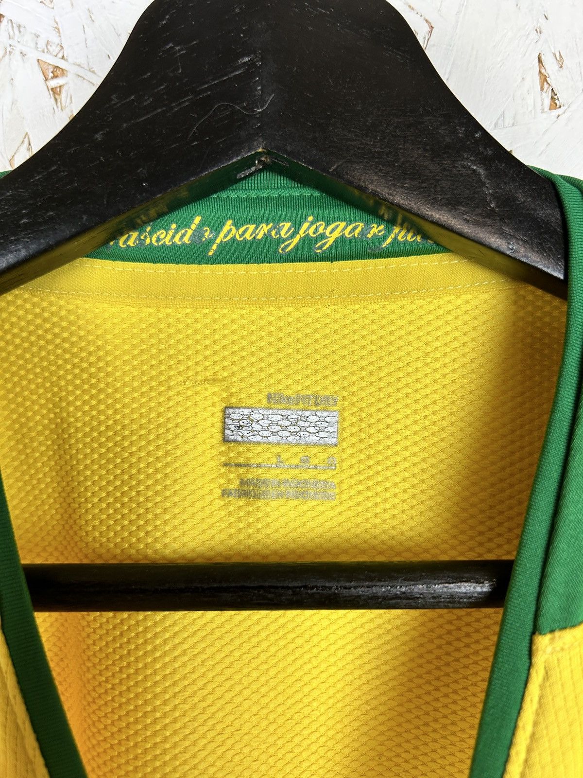 Nike 00s Vintage Nike Brazil 2008 Home World Cup Jersey Yellow L Size US L / EU 52-54 / 3 - 7 Thumbnail