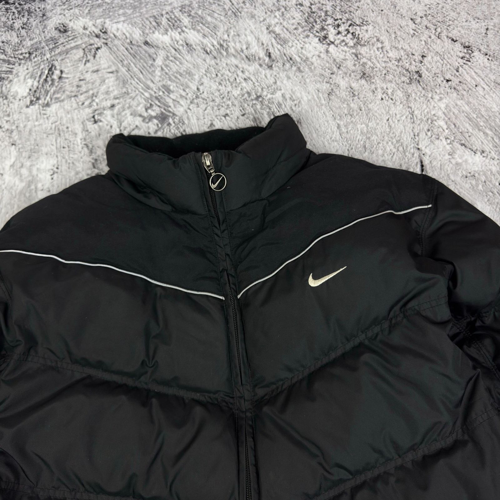 Nike Nike Womens Black White Swoosh Duck Down Puffer Jacket Large Size L / US 10 / IT 46 - 4 Thumbnail