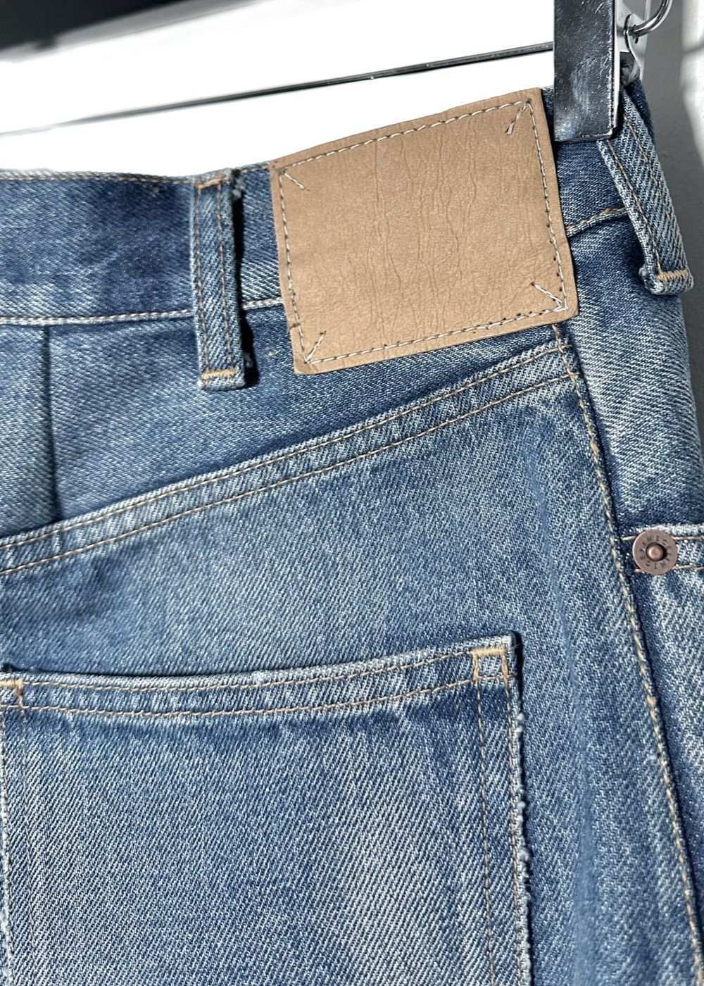 Celine Celine Washed Blue Boyfriend Jeans Size 27" / US 4 / IT 40 - 4 Thumbnail