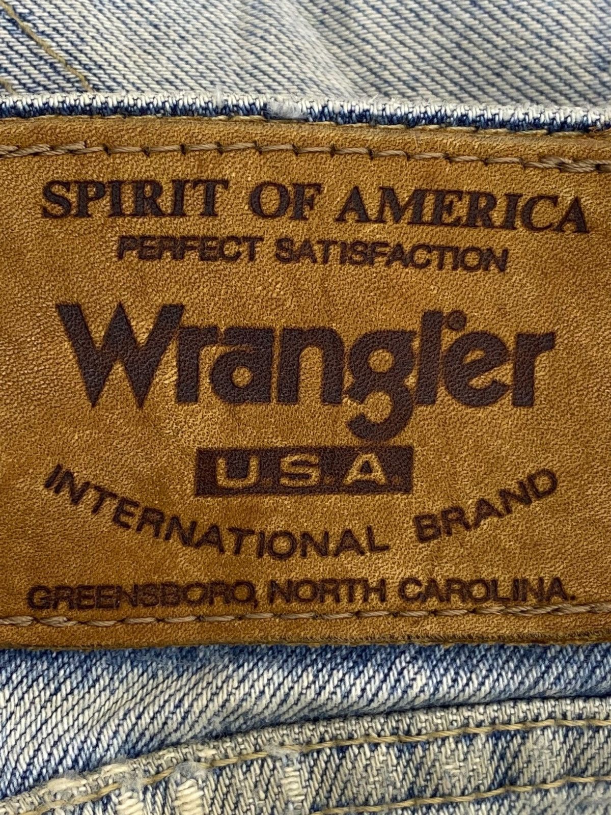 Wrangler Wrangler Acid Blue Wash Distressed Style Loose Jeans Size US 34 / EU 50 - 12 Thumbnail