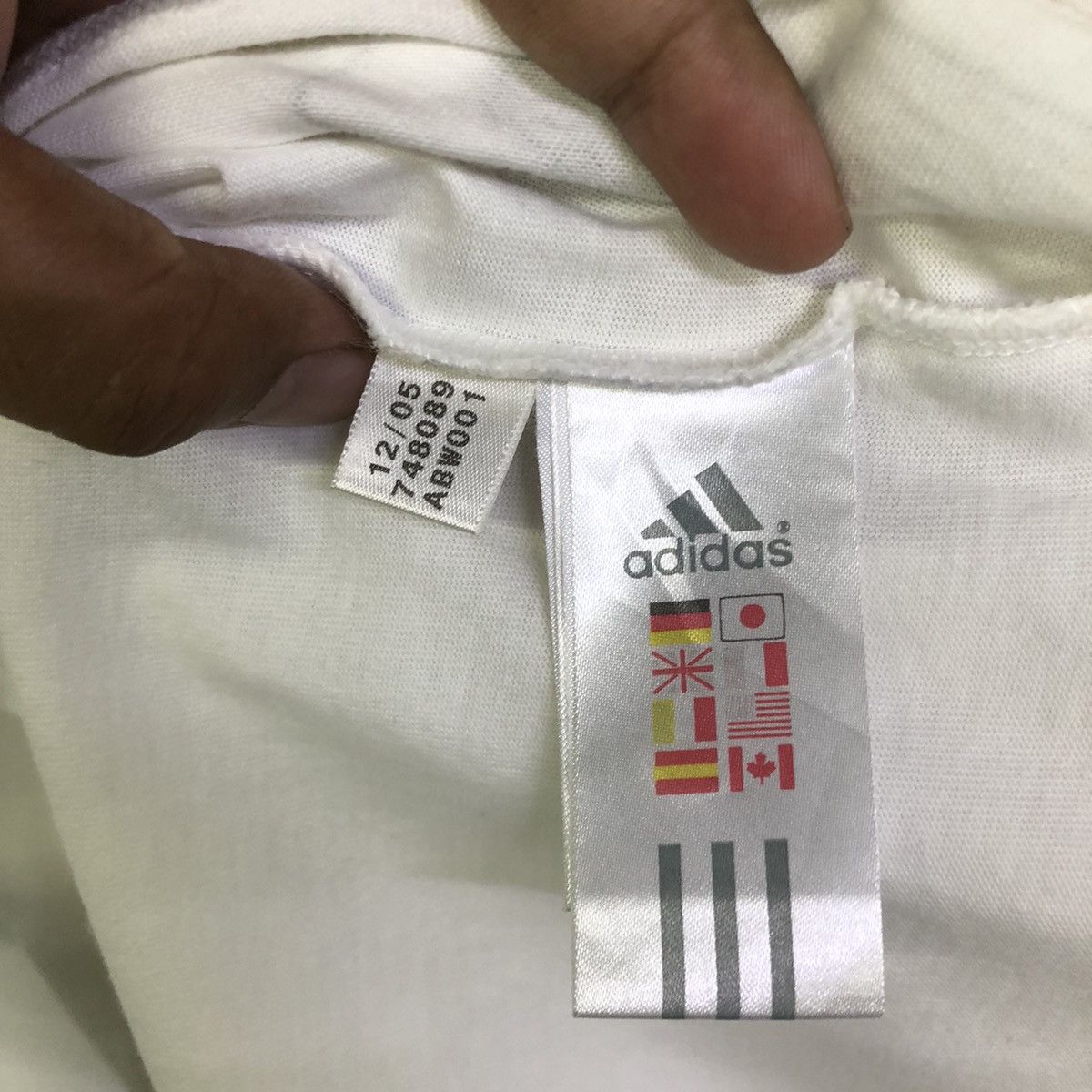 Adidas Vintage 06 Adidas Germany FIFA World Cup Logo Grafiti Tshirt Size US M / EU 48-50 / 2 - 10 Thumbnail